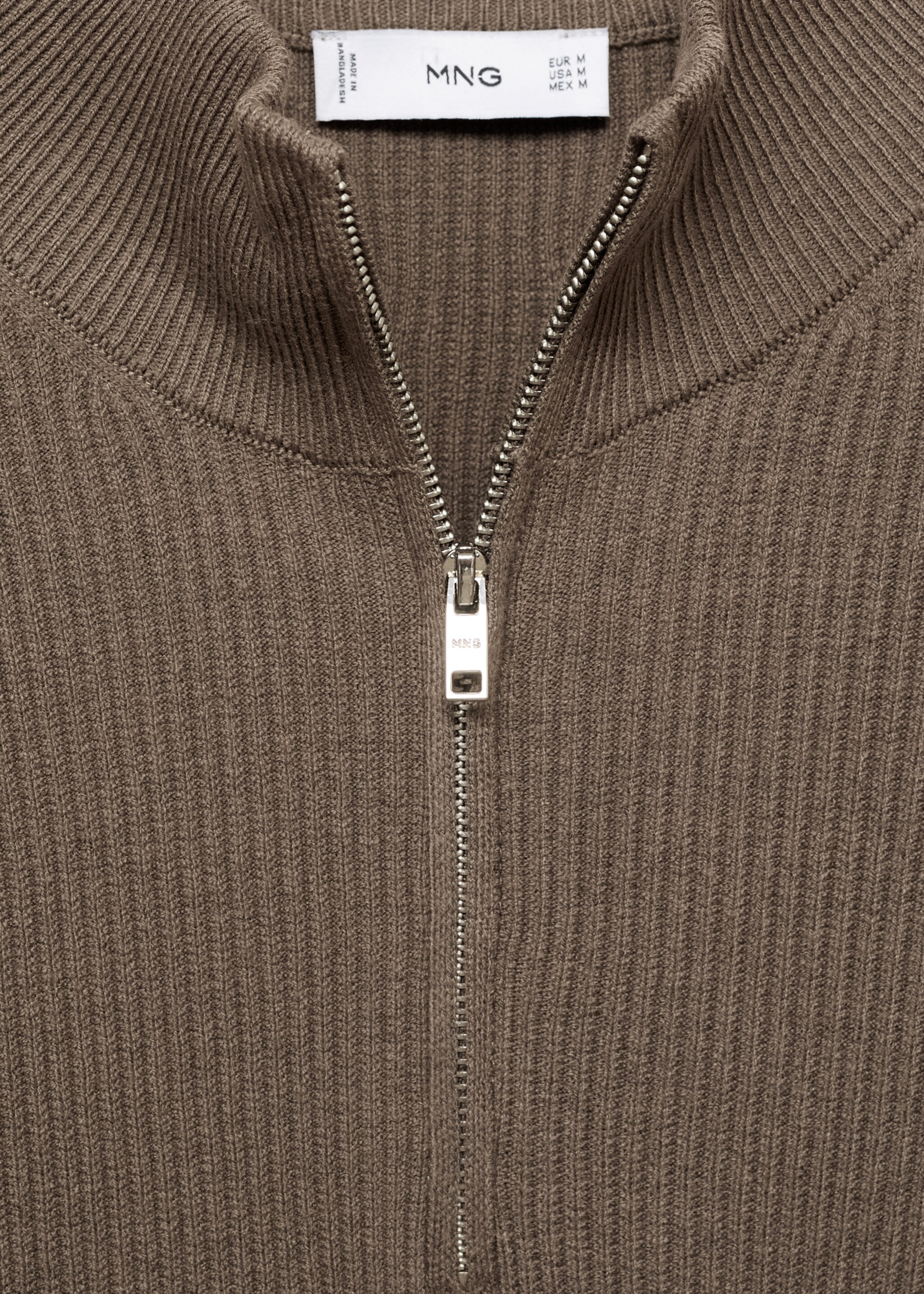 Ribbed sweater with zip neck - Details of the article 8, Mink Grey. Ref: 17094427-00.