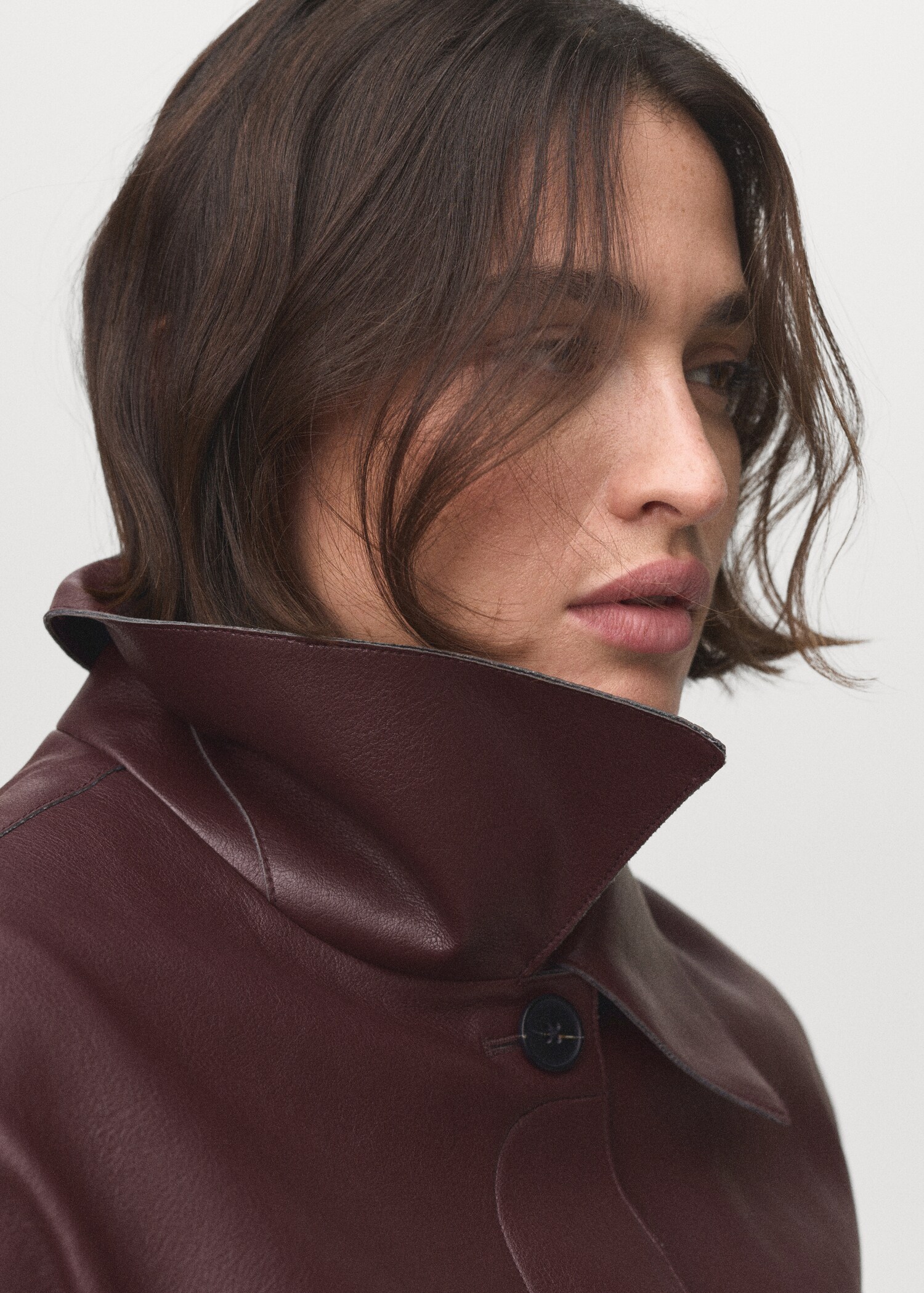 Leather-effect jacket with pockets - Details of the article 4