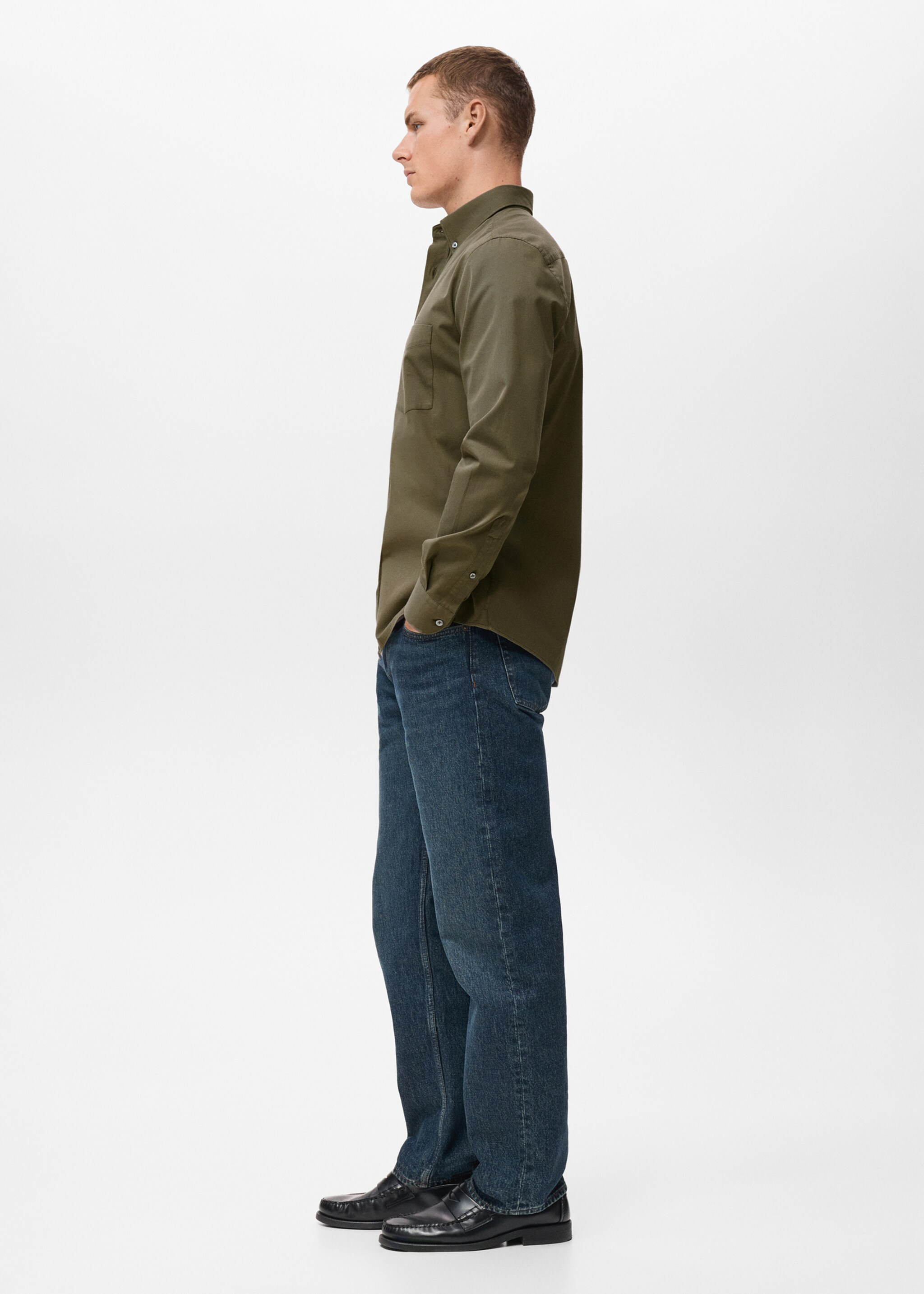 100% cotton regular fit pocket shirt - Details of the article 2, Medium Brown. Ref: 17094440-00.