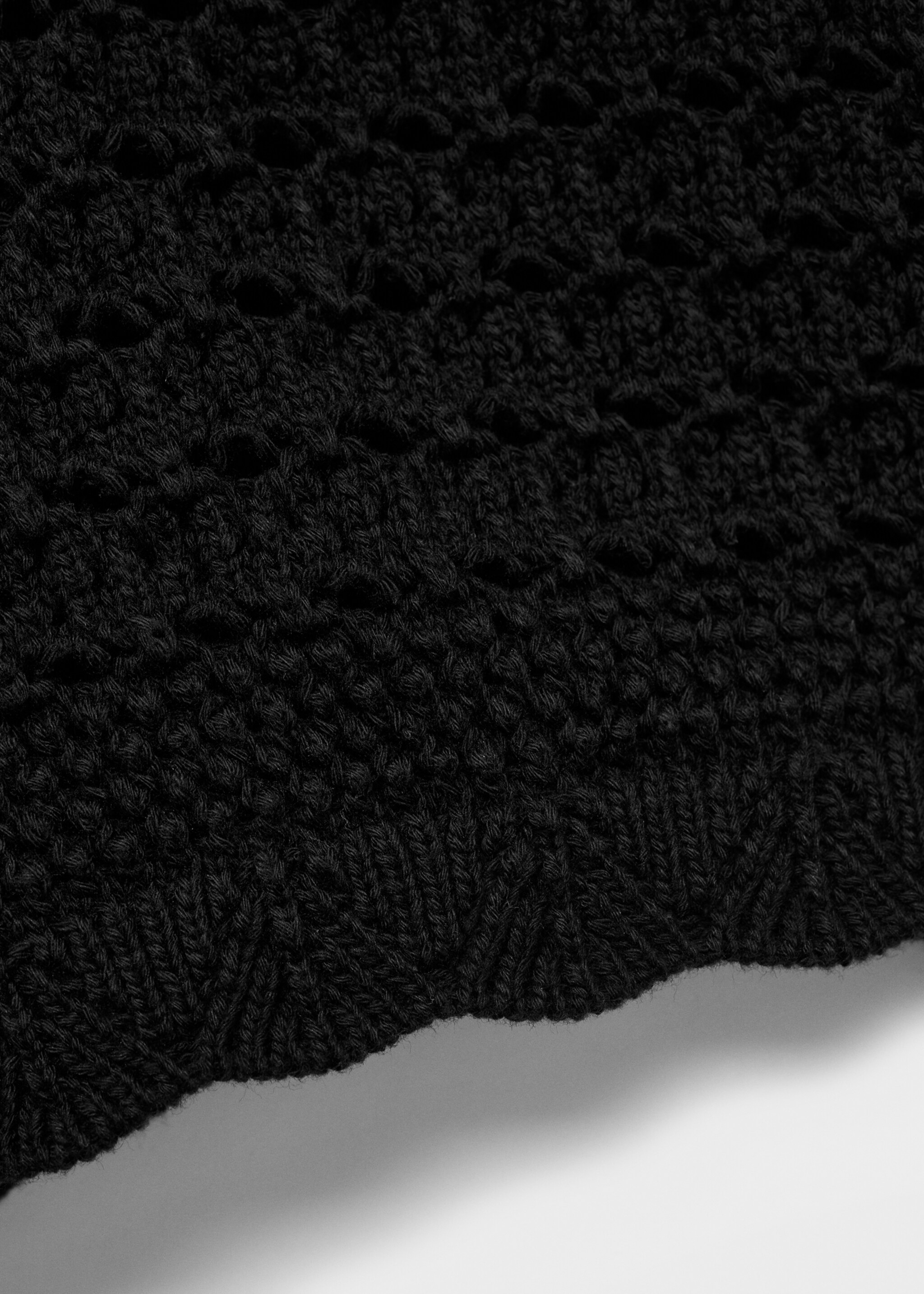 Chunky-knit shorts - Details of the article 0, Black. Ref: 17094443-00.