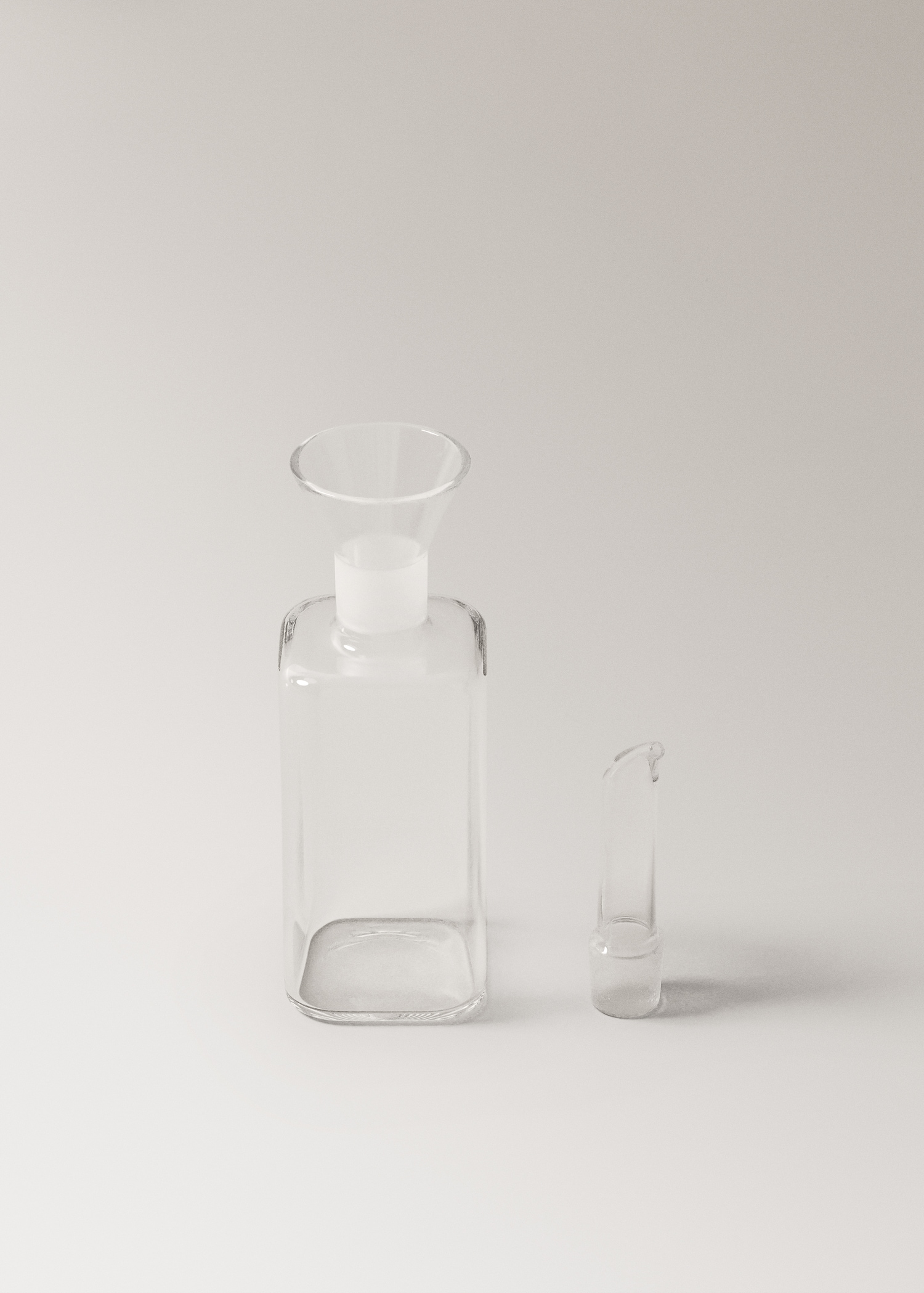 Medium-sized transparent borosilicate oil cruet - Detalji artikla 2