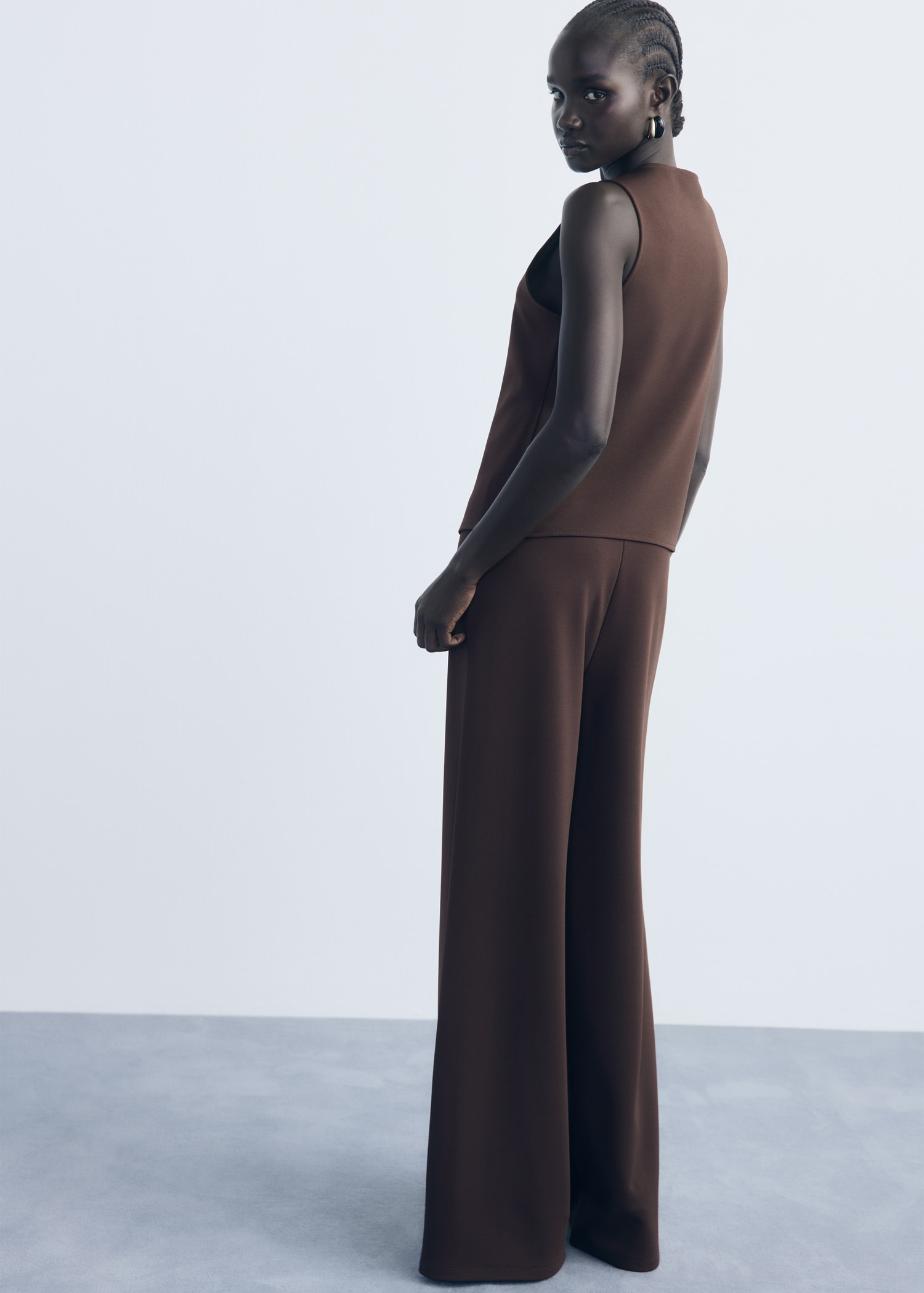 Gilet with jewel buttons - Reverse of the article