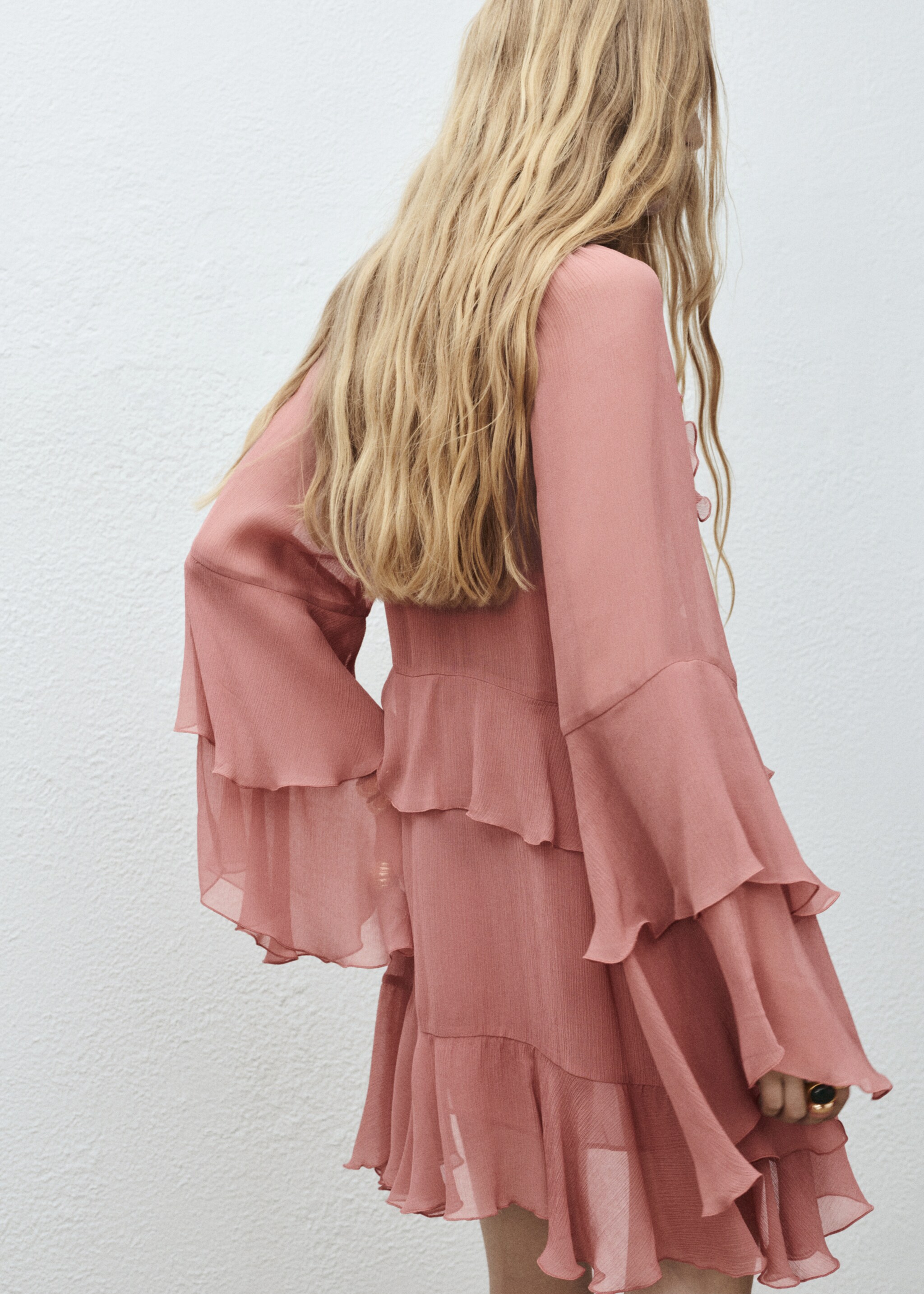 Short ruffled dress - Reverse of the article, Pink. Ref: 17094446-00.