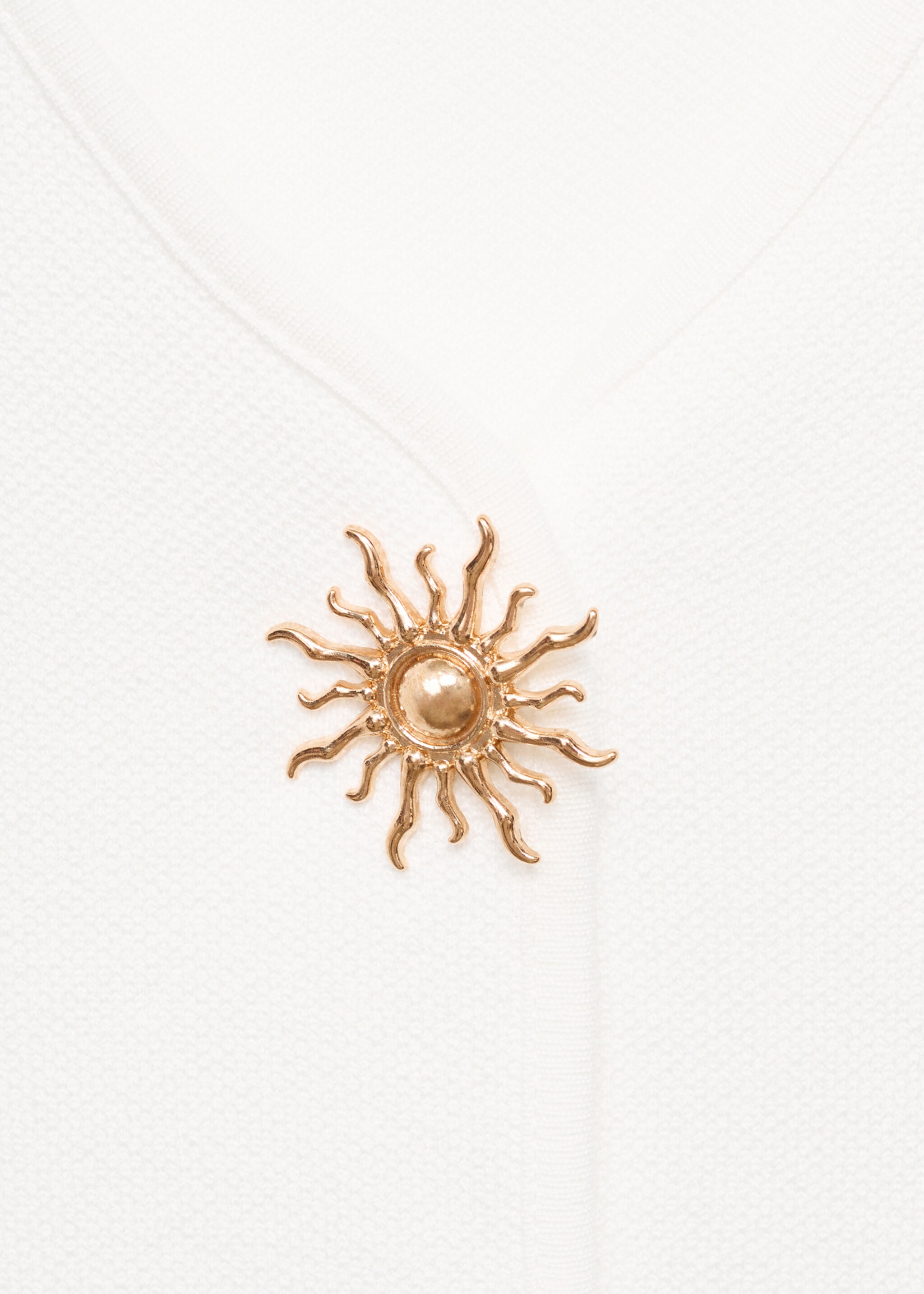 Knitted waistcoat with jewel buttons - Details of the article 0, White. Ref: 17094447-00.