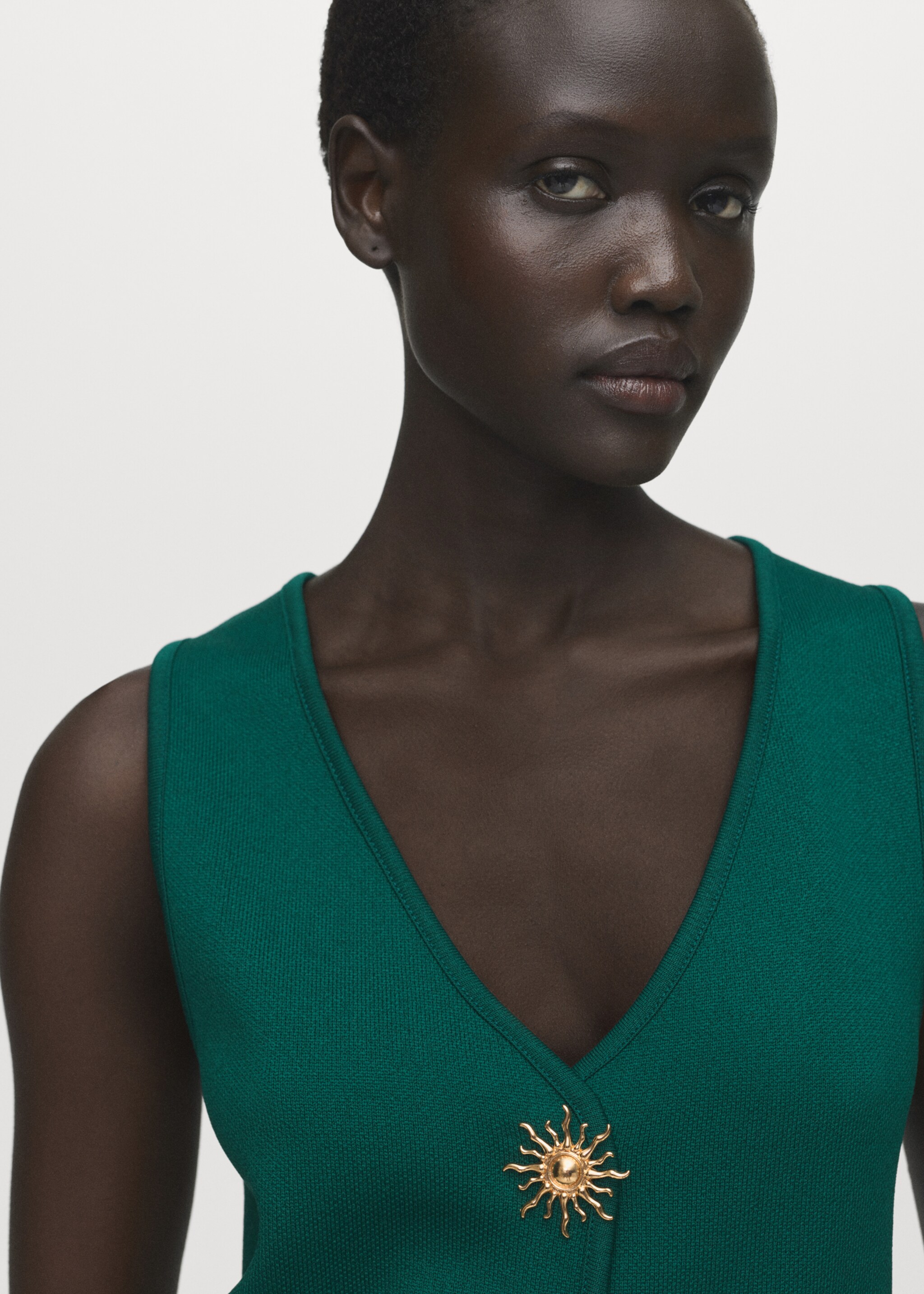 Knitted waistcoat with jewel buttons - Details of the article 1, Dark Green. Ref: 17094447-00.