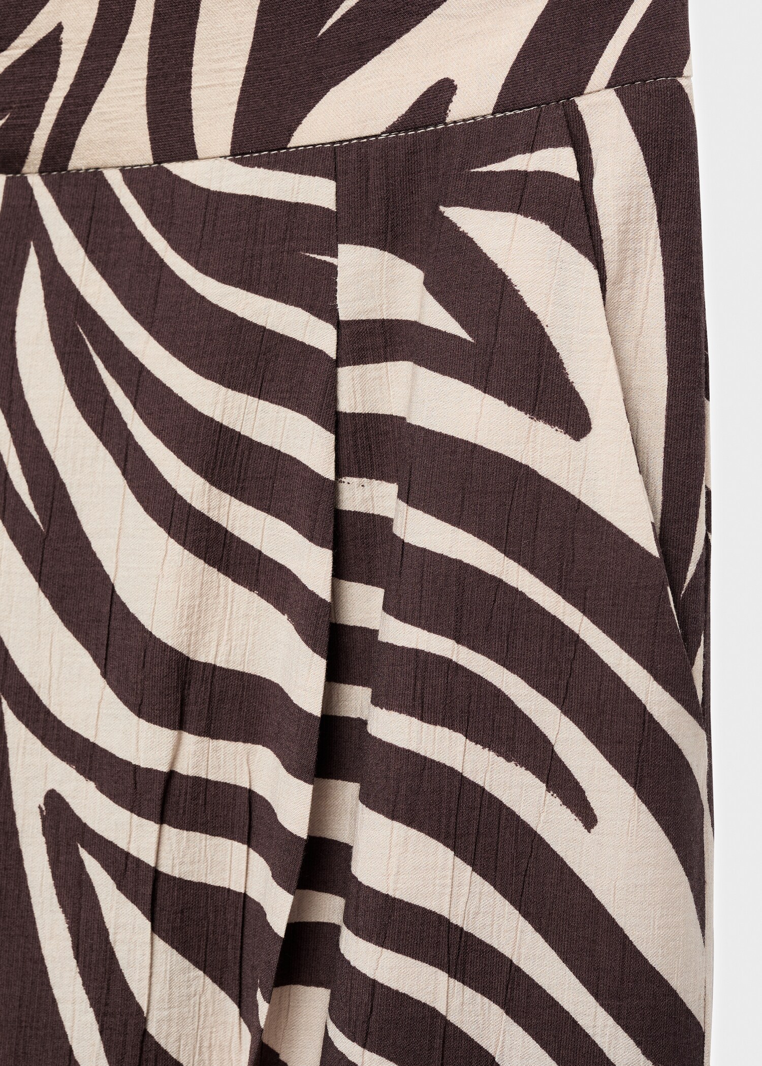 Straight pleat zebra print trousers - Details of the article 0
