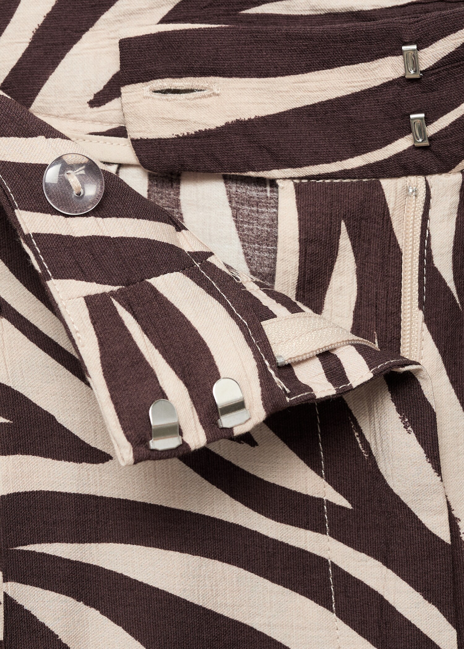Straight pleat zebra print trousers - Details of the article 8