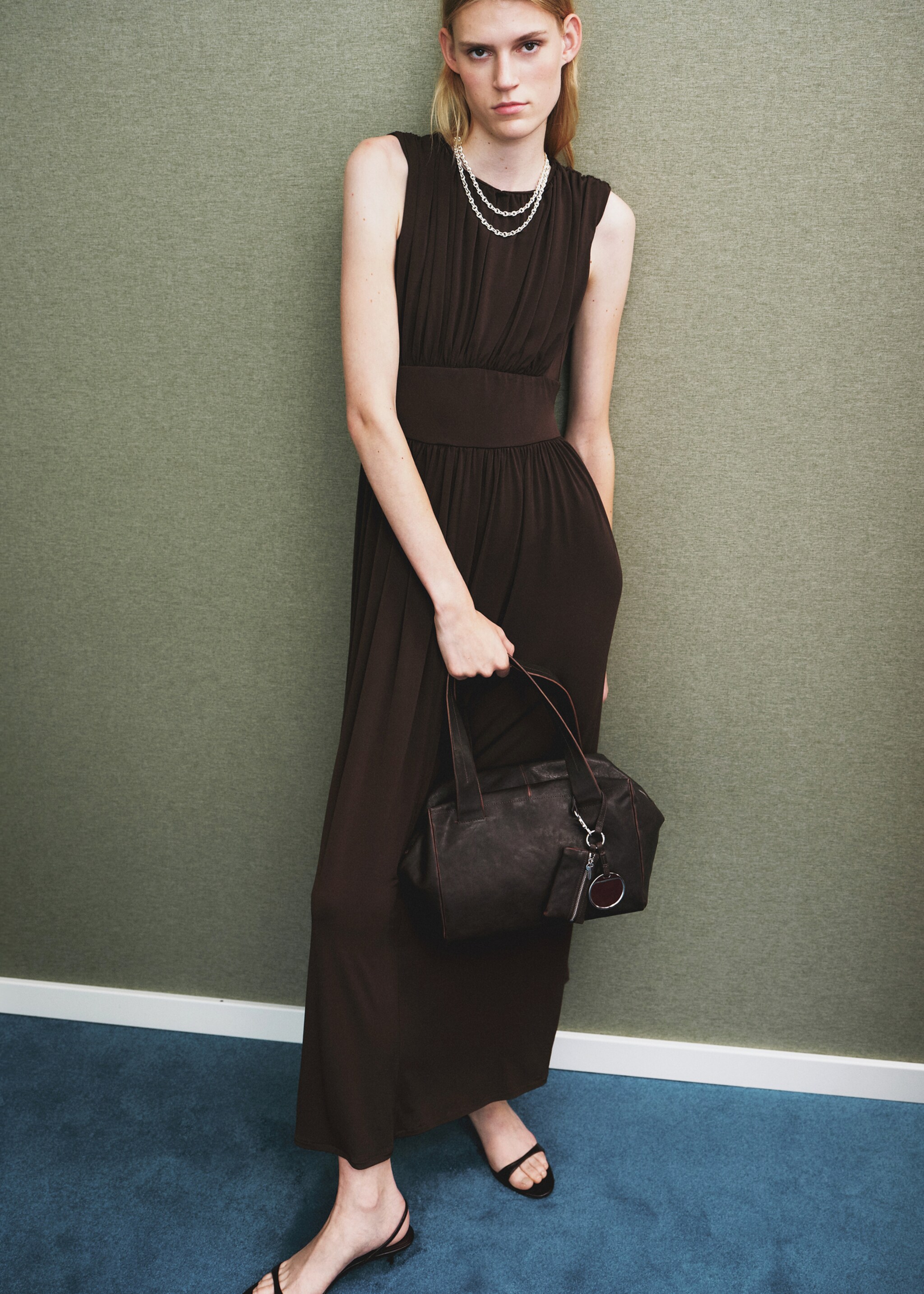 Long gathered dress - Details of the article 2, Brown. Ref: 17094787-00.