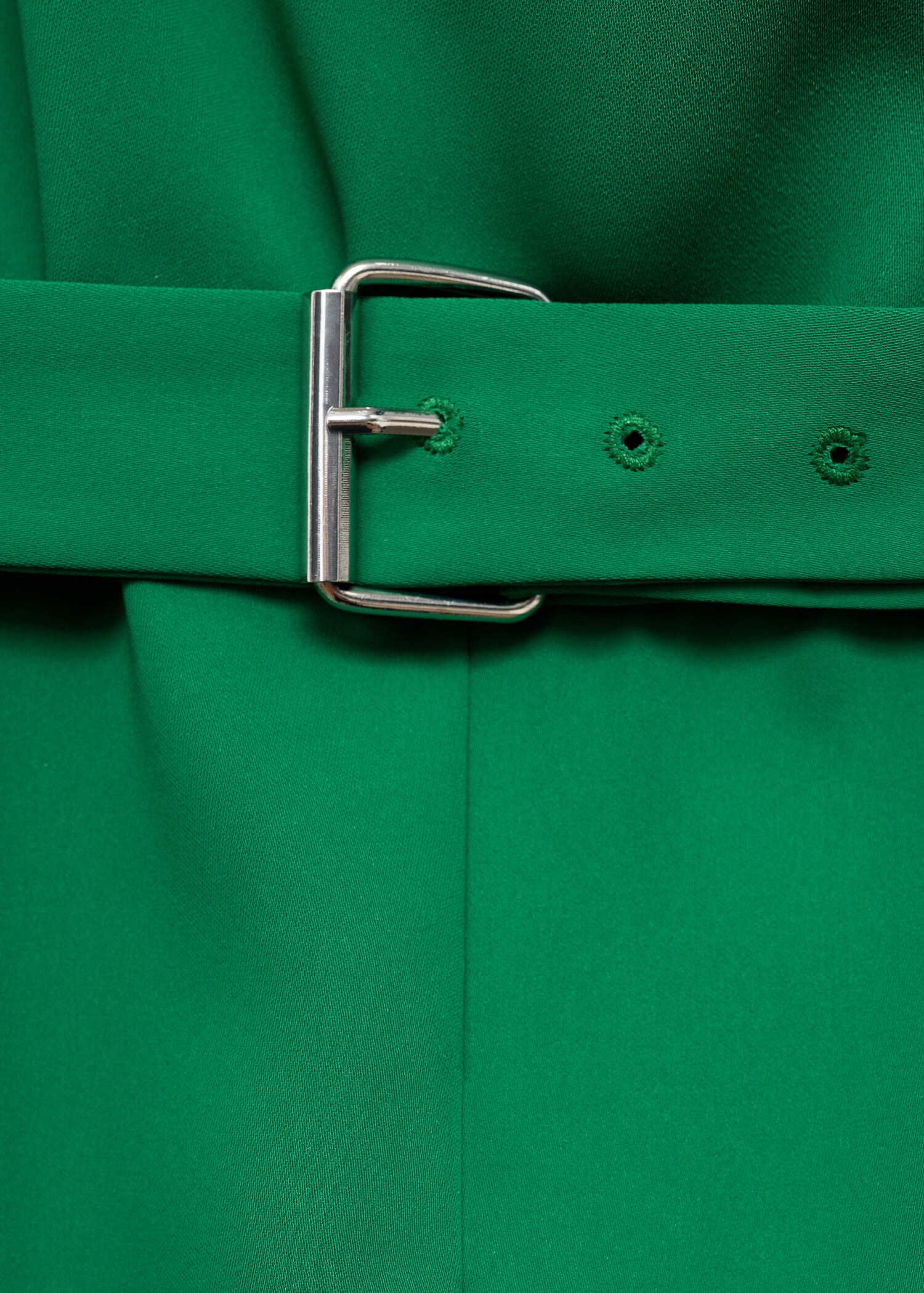 Asymmetrischer Overall mit Gürtel - Detail des Artikels 0