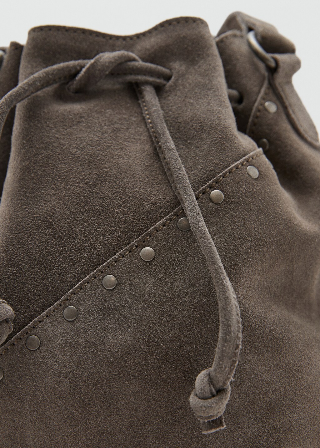 Bucket bag leather with studs