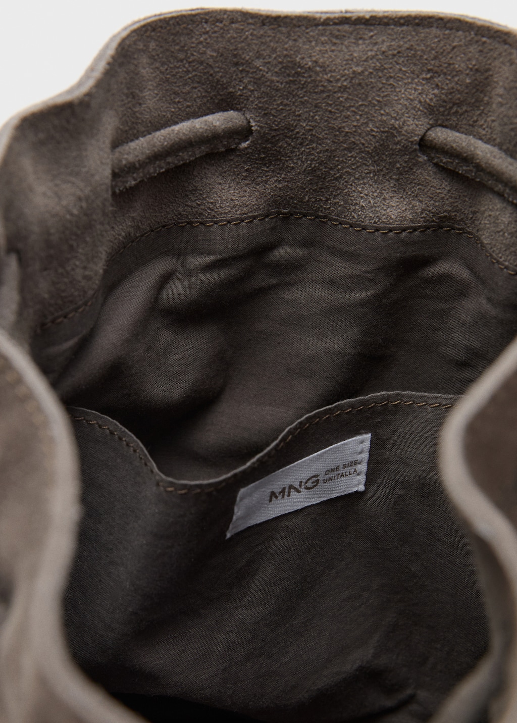 Bucket bag leather with studs