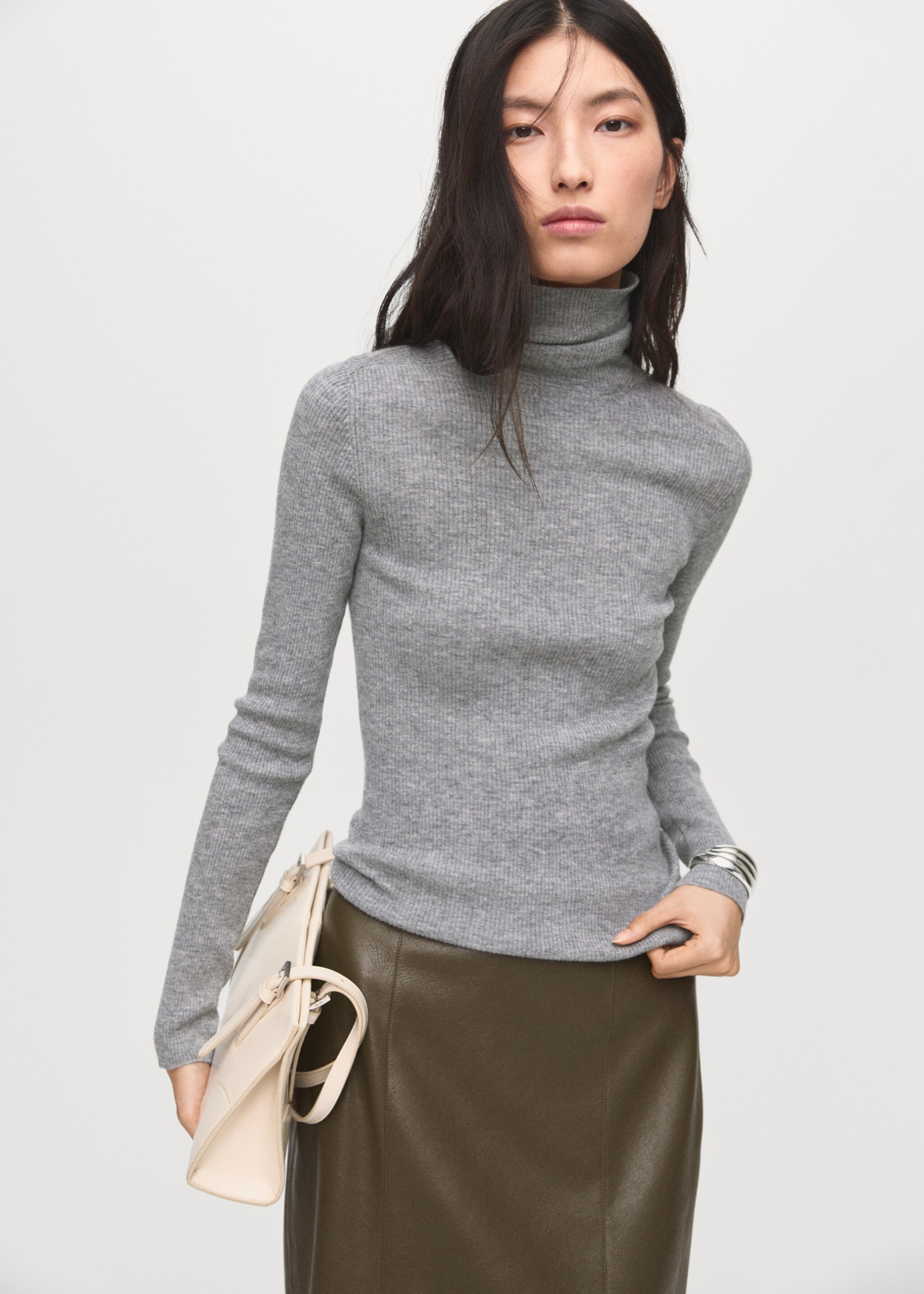 Turtleneck wool sweater - Medium plane, Light Heather Grey. Ref: 17095148-00.