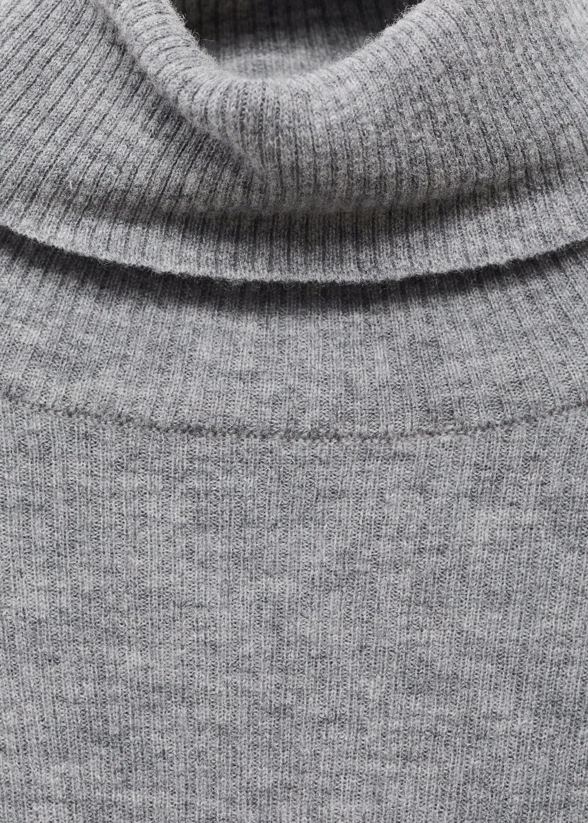 Turtleneck wool sweater - Details of the article 8, Light Heather Grey. Ref: 17095148-00.
