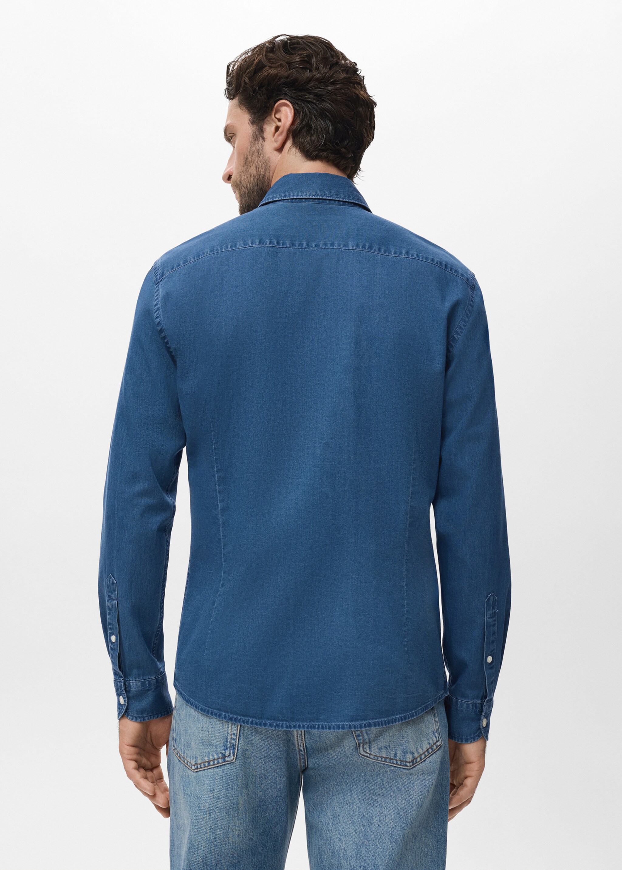 Chambray-Hemd aus 100 % Baumwolle - Rückseite des Artikels, Mittelblau. Ref: 17095149-00.