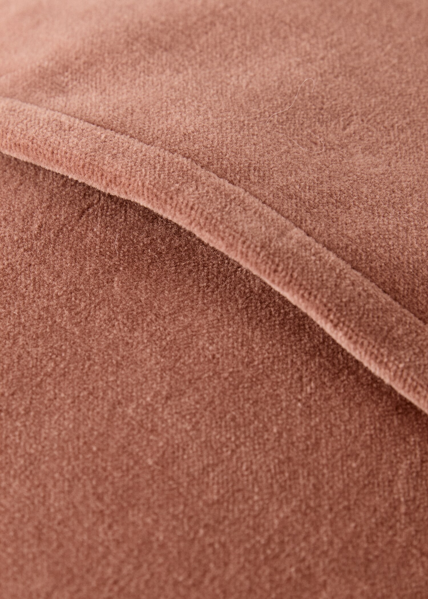 Cotton velvet garment-dyed cushion cover for children’s bed 30x40 cm - Details of the article 3