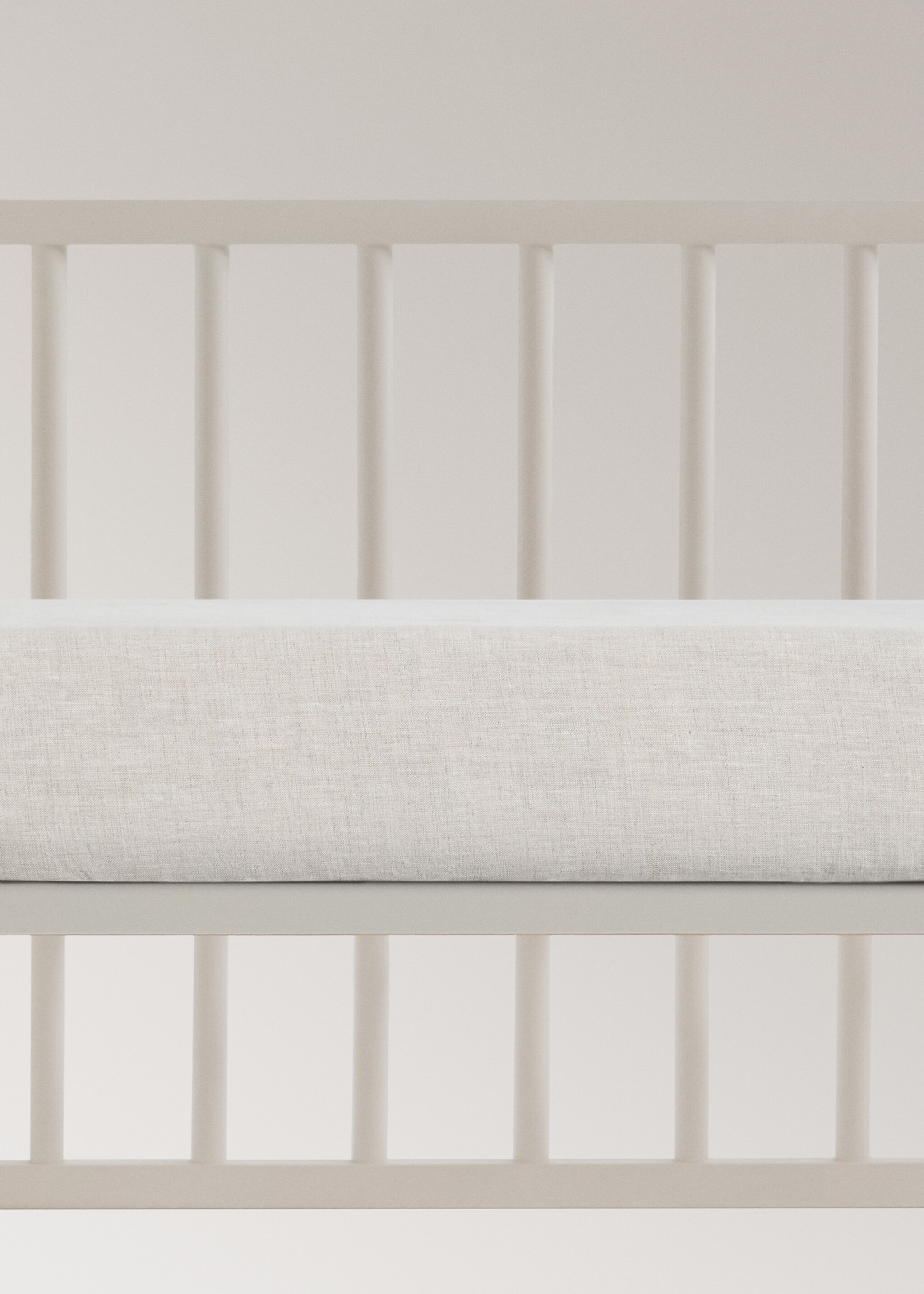 Washed linen fitted sheet with hemstitch for cot - Article without model, Beige. Ref: 17095165-00.