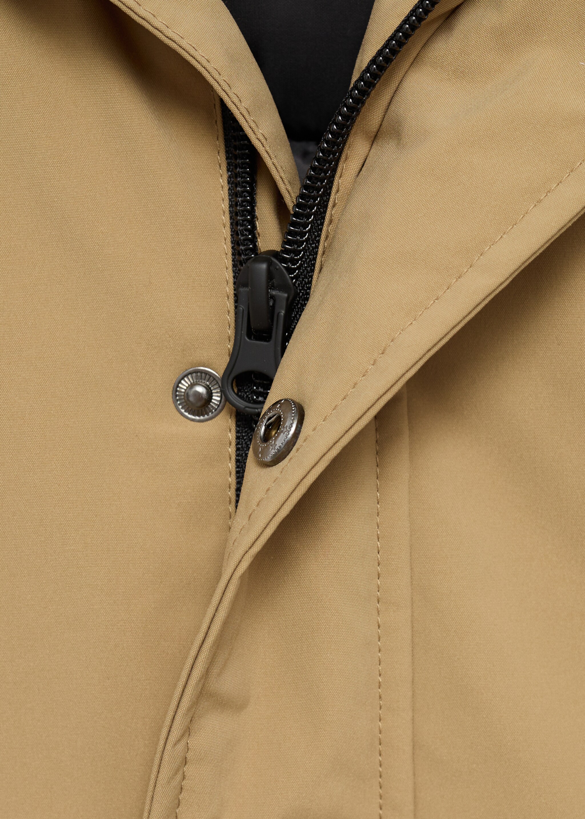 Anorak steve - Details of the article 8, Medium Brown. Ref: 17095784-00.