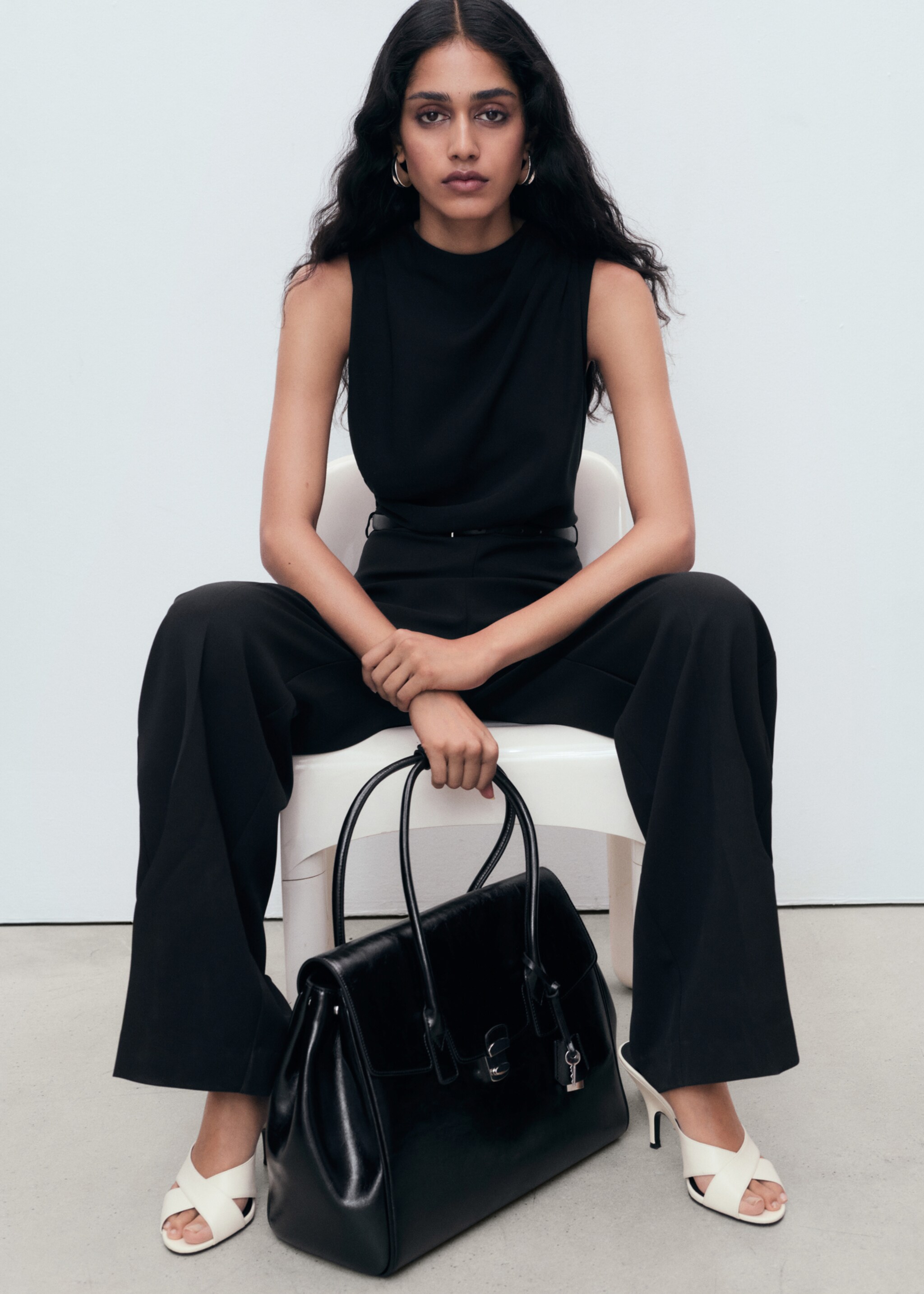 Long jumpsuit with draped neck and belt - Details of the article 2