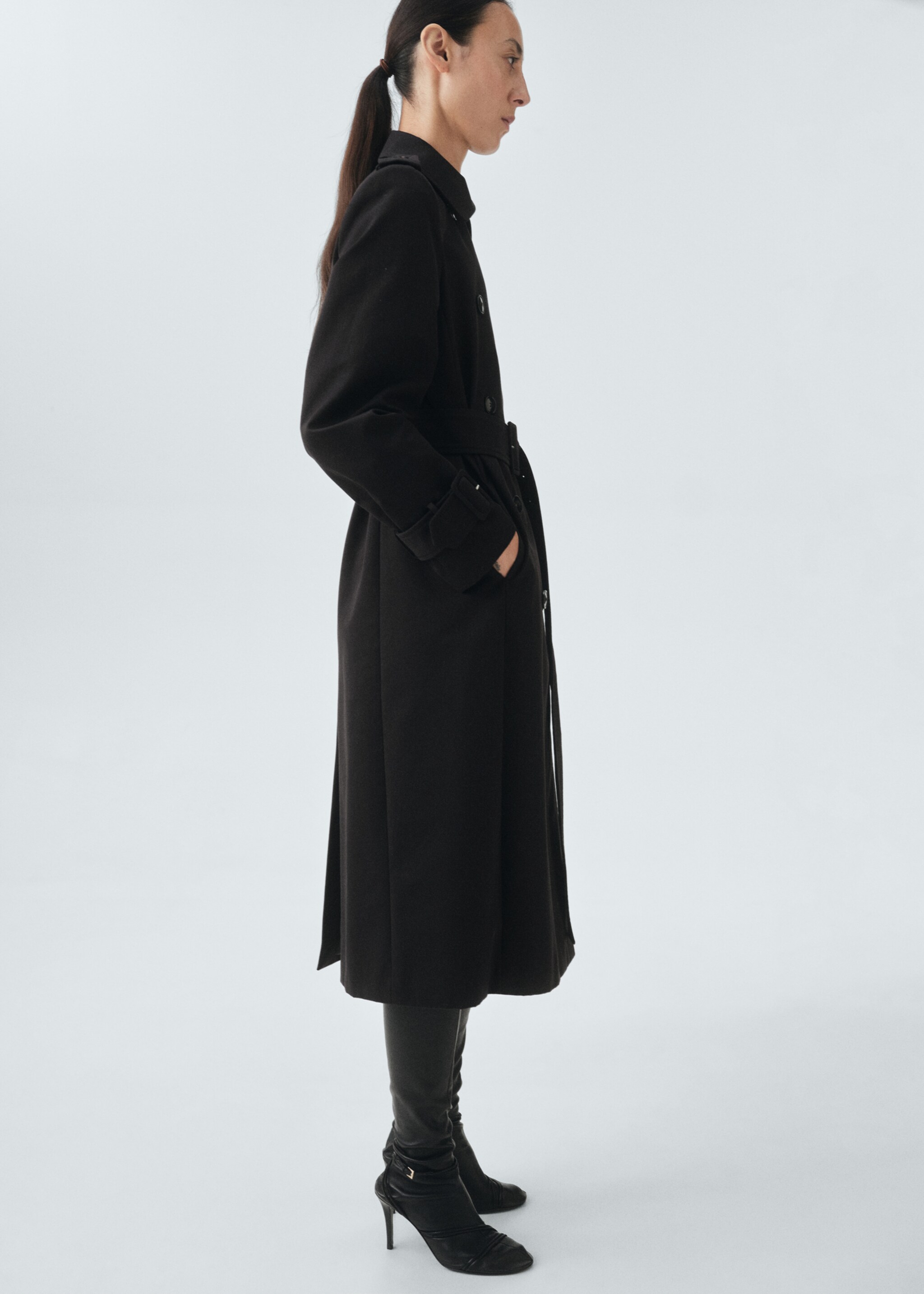 Classic 100% cotton trench coat - Details of the article 2, Black. Ref: 17095794-00.