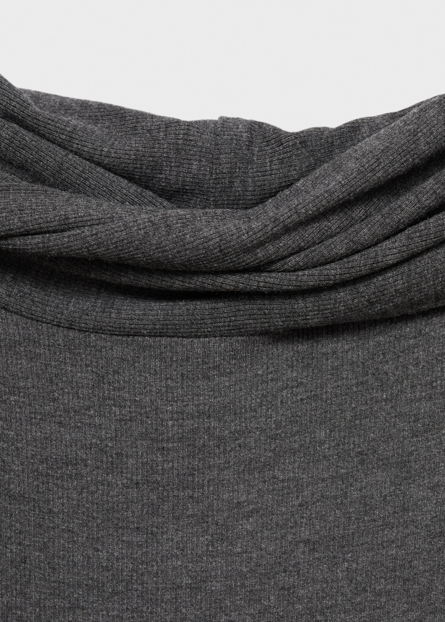 Dress ofi - Details of the article 8