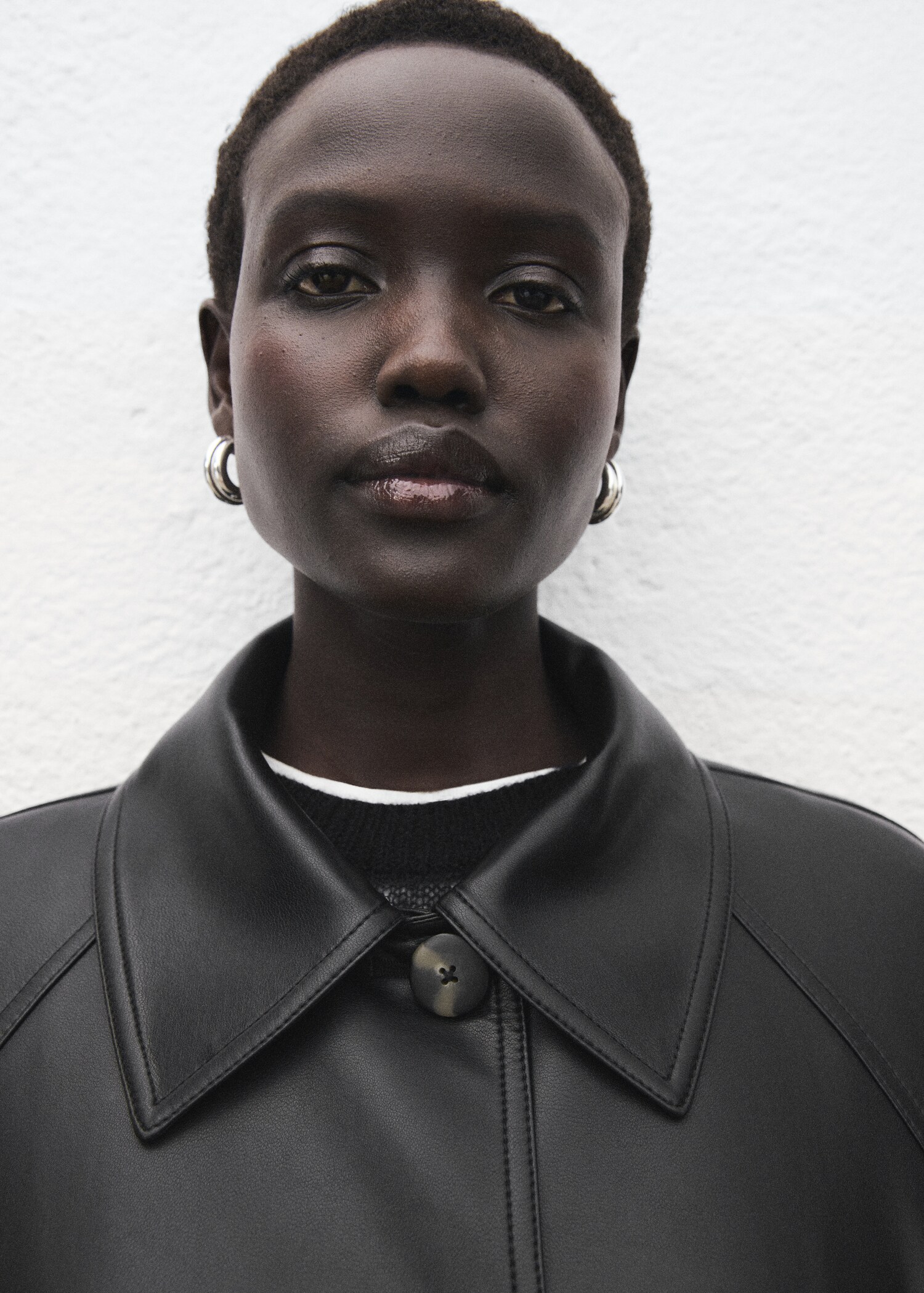 Long leather-effect trench coat with belt - Details of the article 1