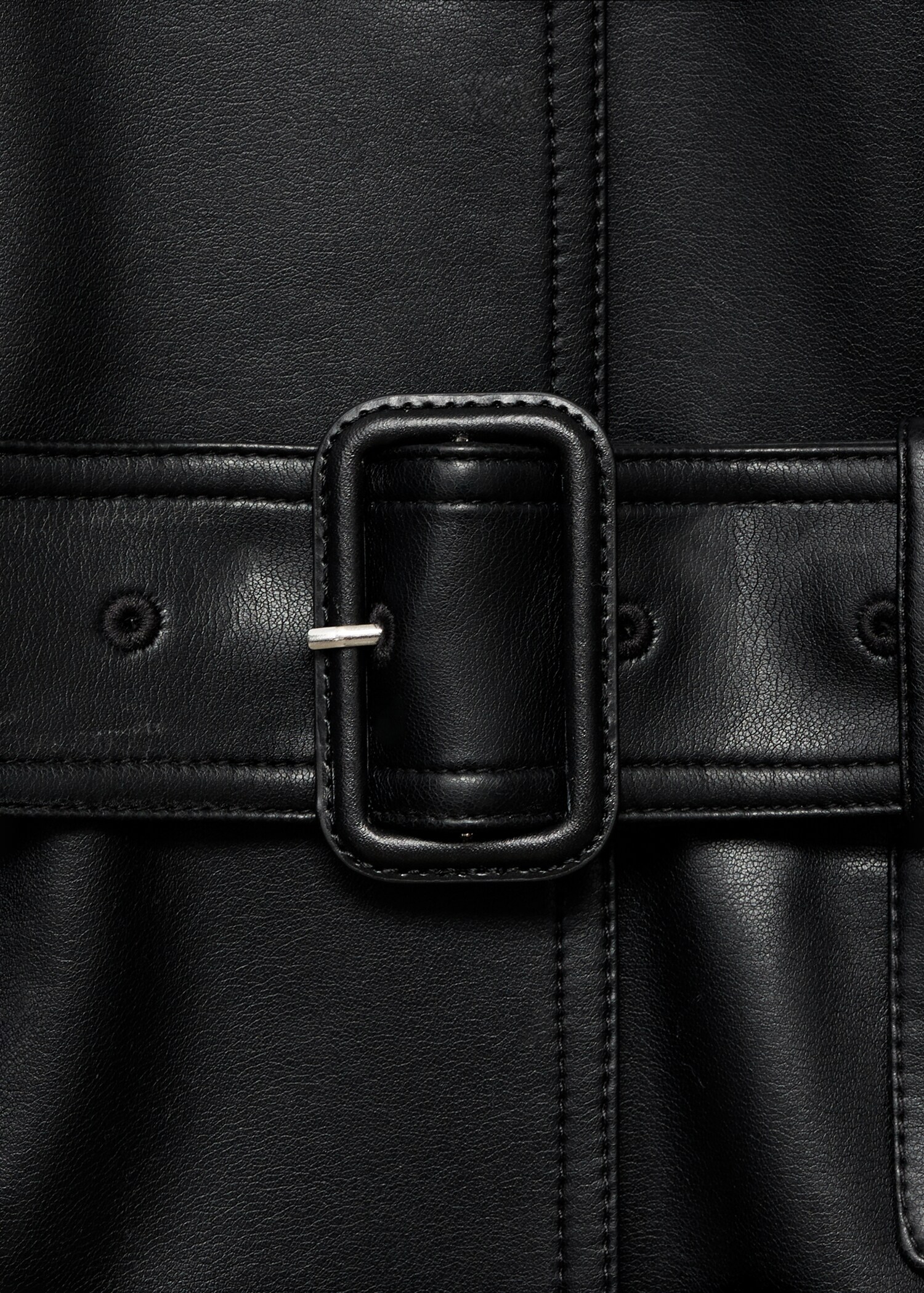 Long leather-effect trench coat with belt - Details of the article 8