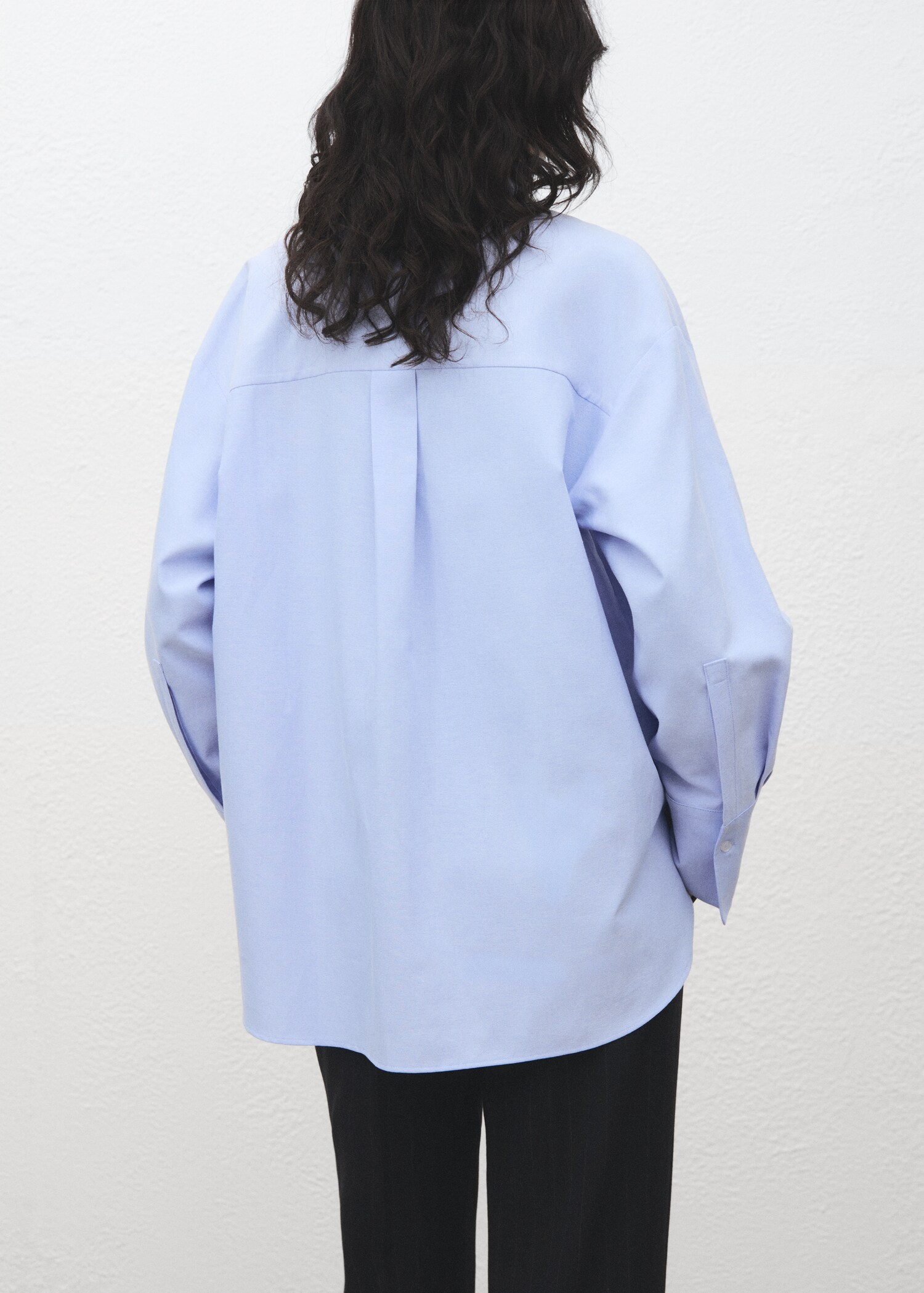 Camisa oversize bolsillo - Reverso del artículo