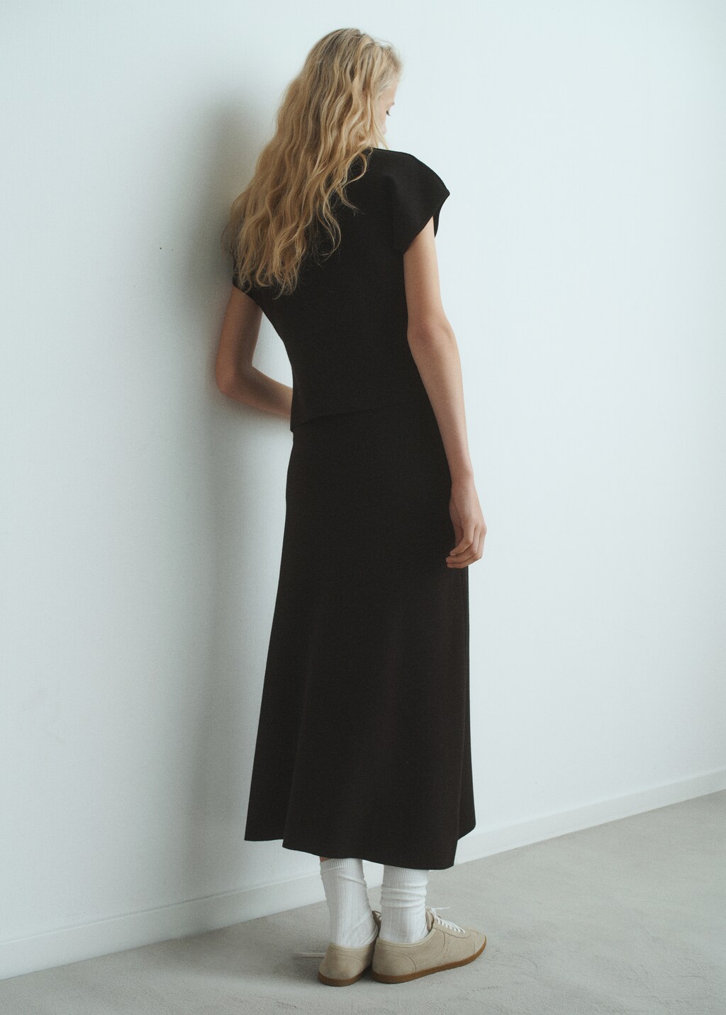 Flared knitted skirt - image 3