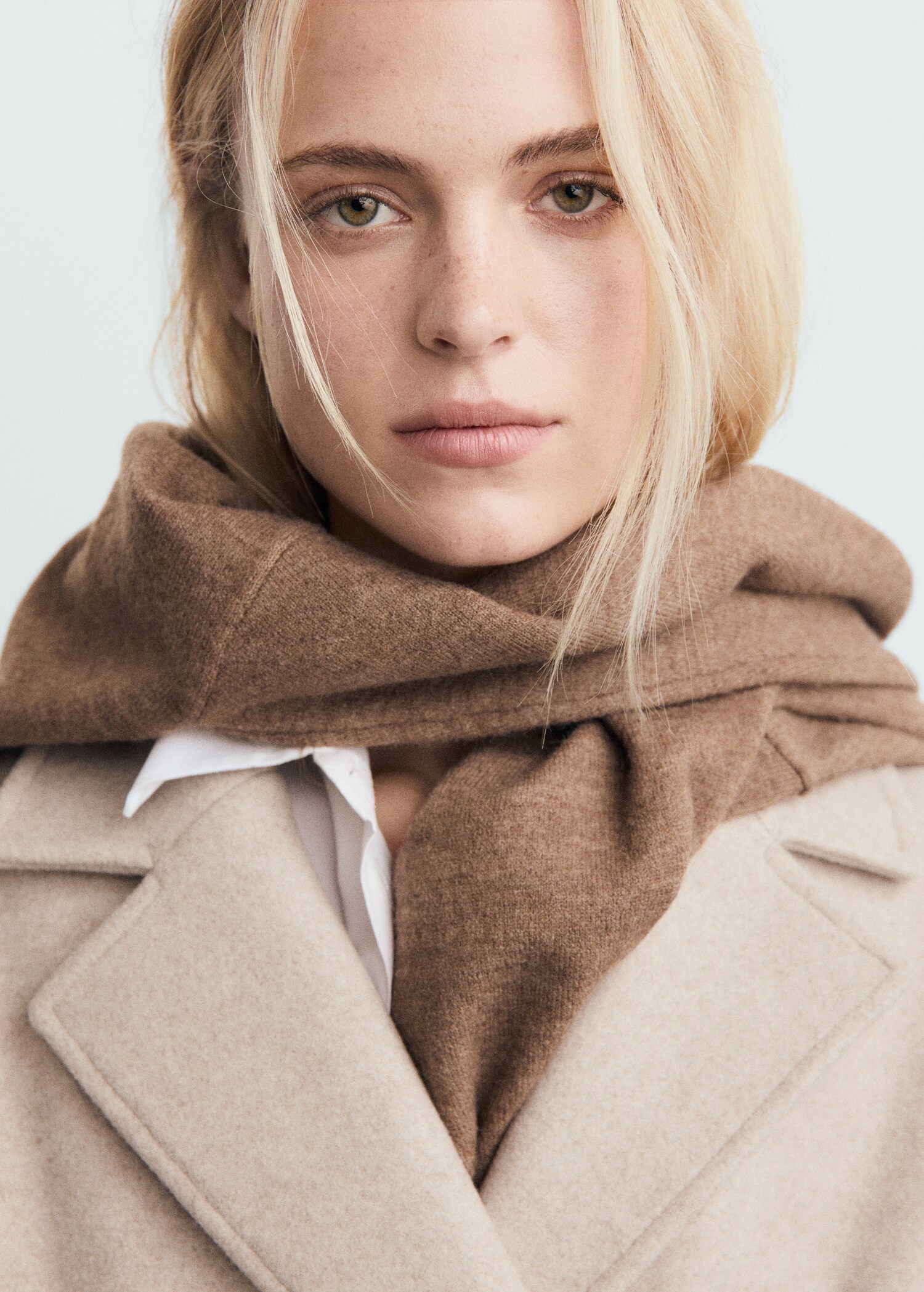 Double-breasted midi coat - Details of the article 1