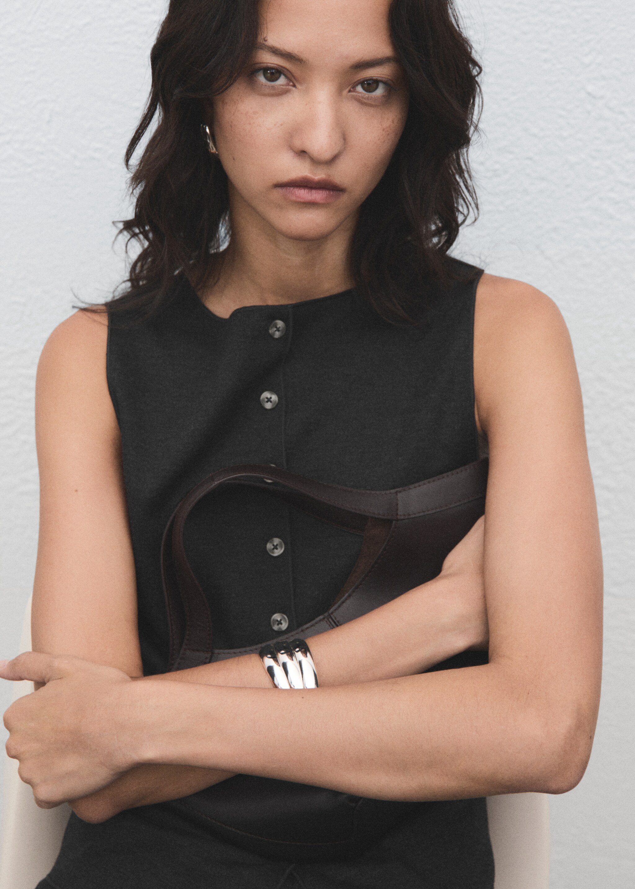 Round neck buttoned waistcoat - Medium plane, Grey. Ref: 17095815-00.