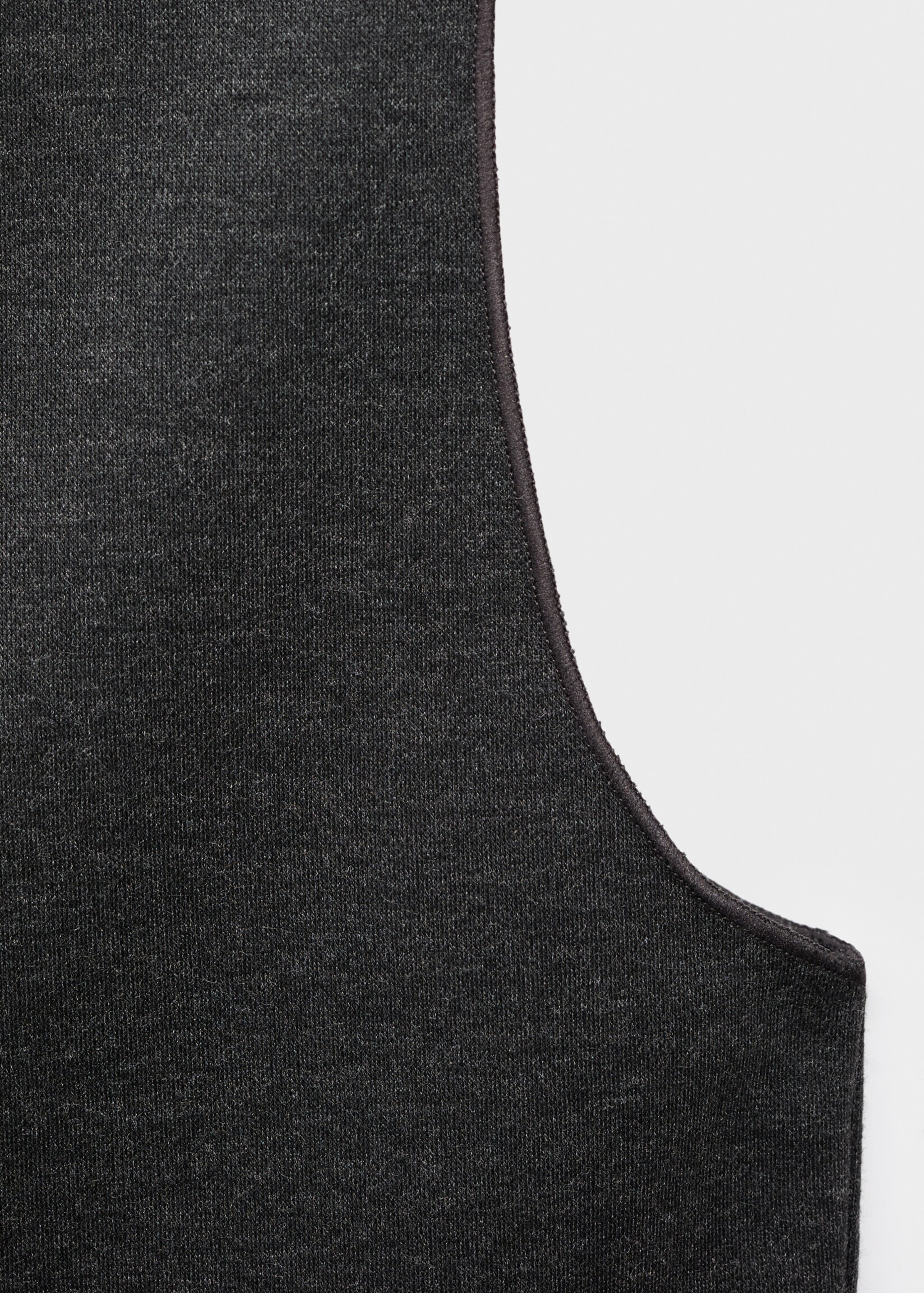 Round neck buttoned waistcoat - Details of the article 0, Grey. Ref: 17095815-00.