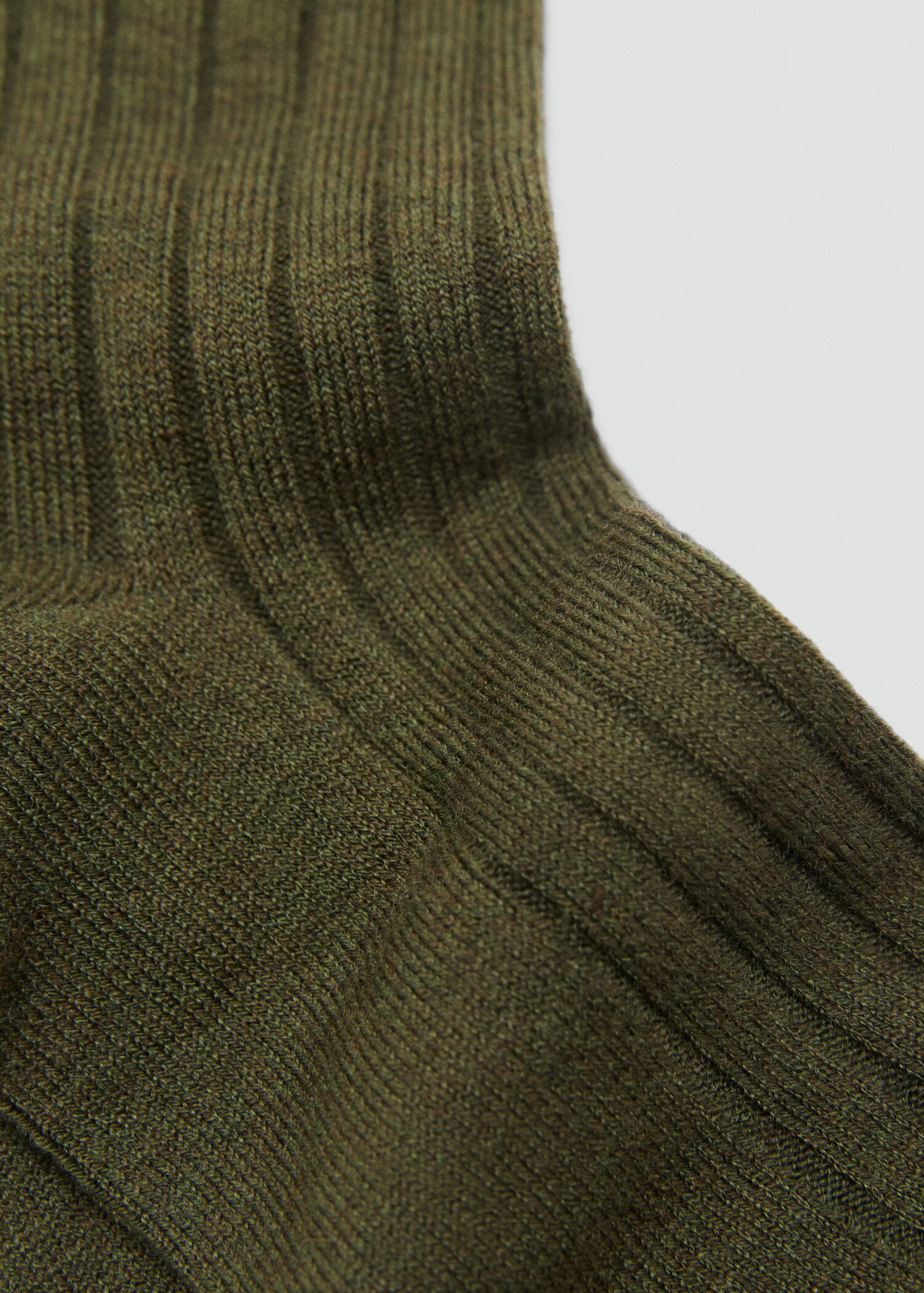 Rippsocken aus Wollgemisch - Mittlere Ansicht