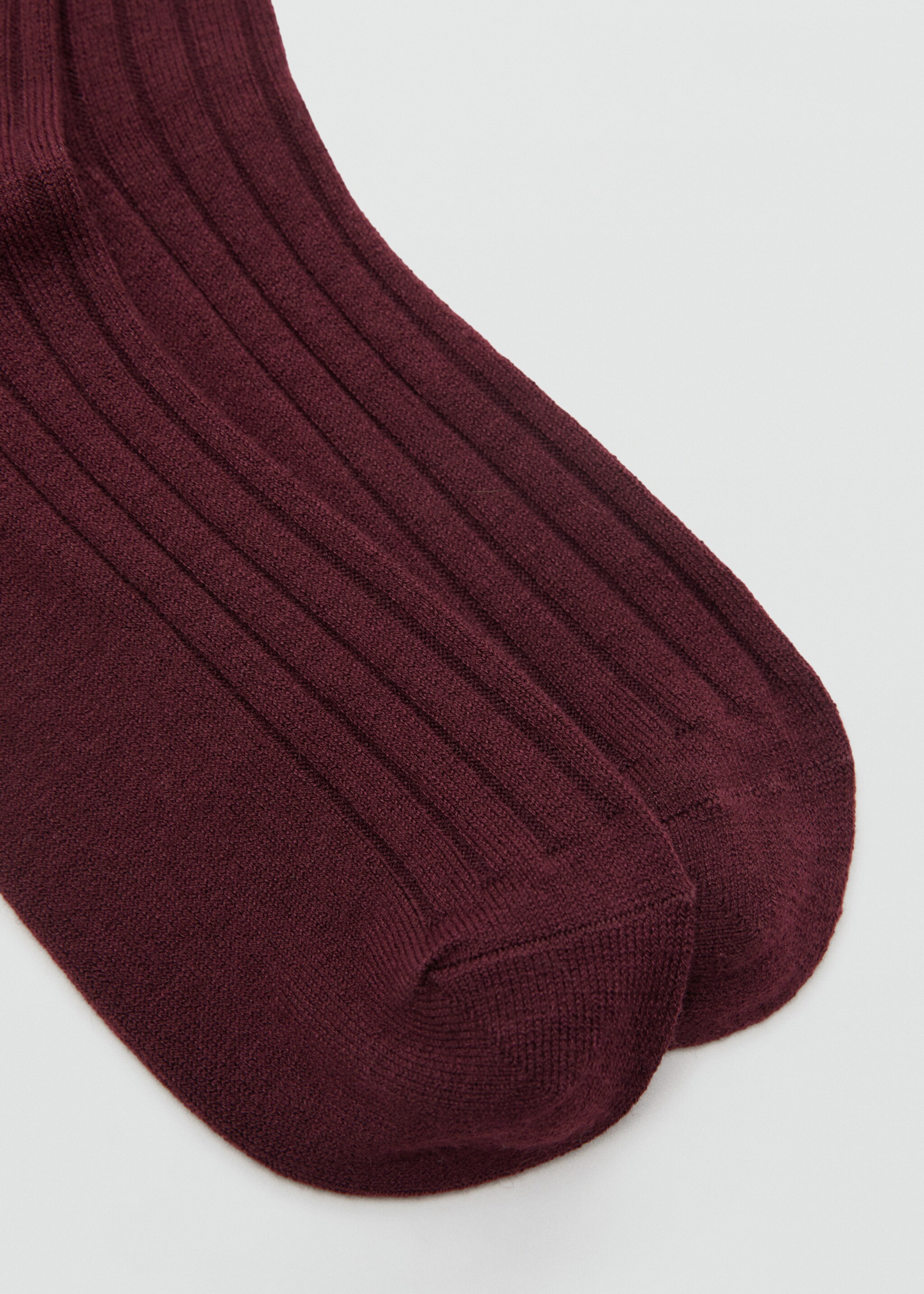Ribbed wool blend socks - Details of the article 2, Burgundy. Ref: 17095971-00.