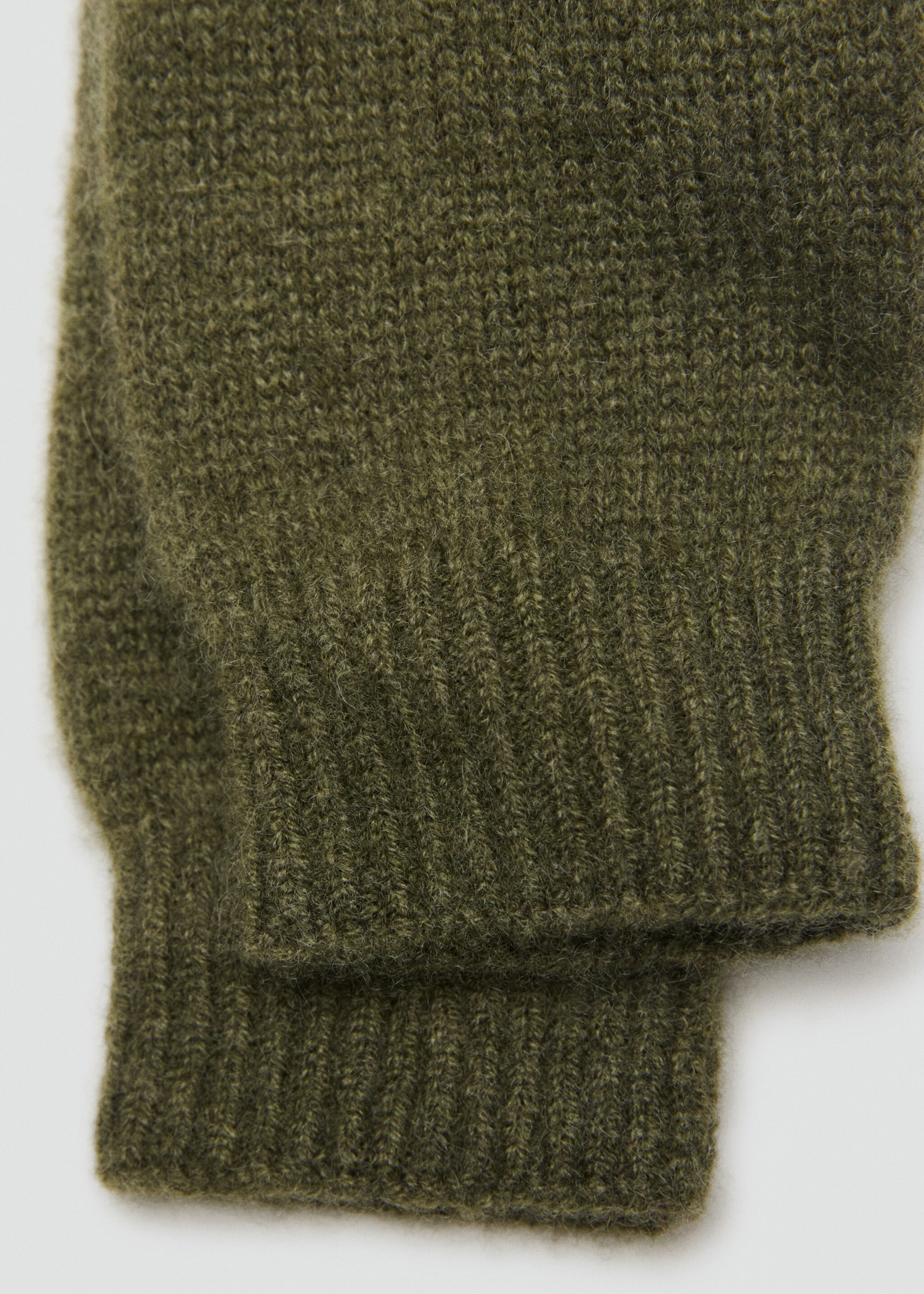 100% Cashmere gloves - Medium plane, Medium Green. Ref: 17095975-00.