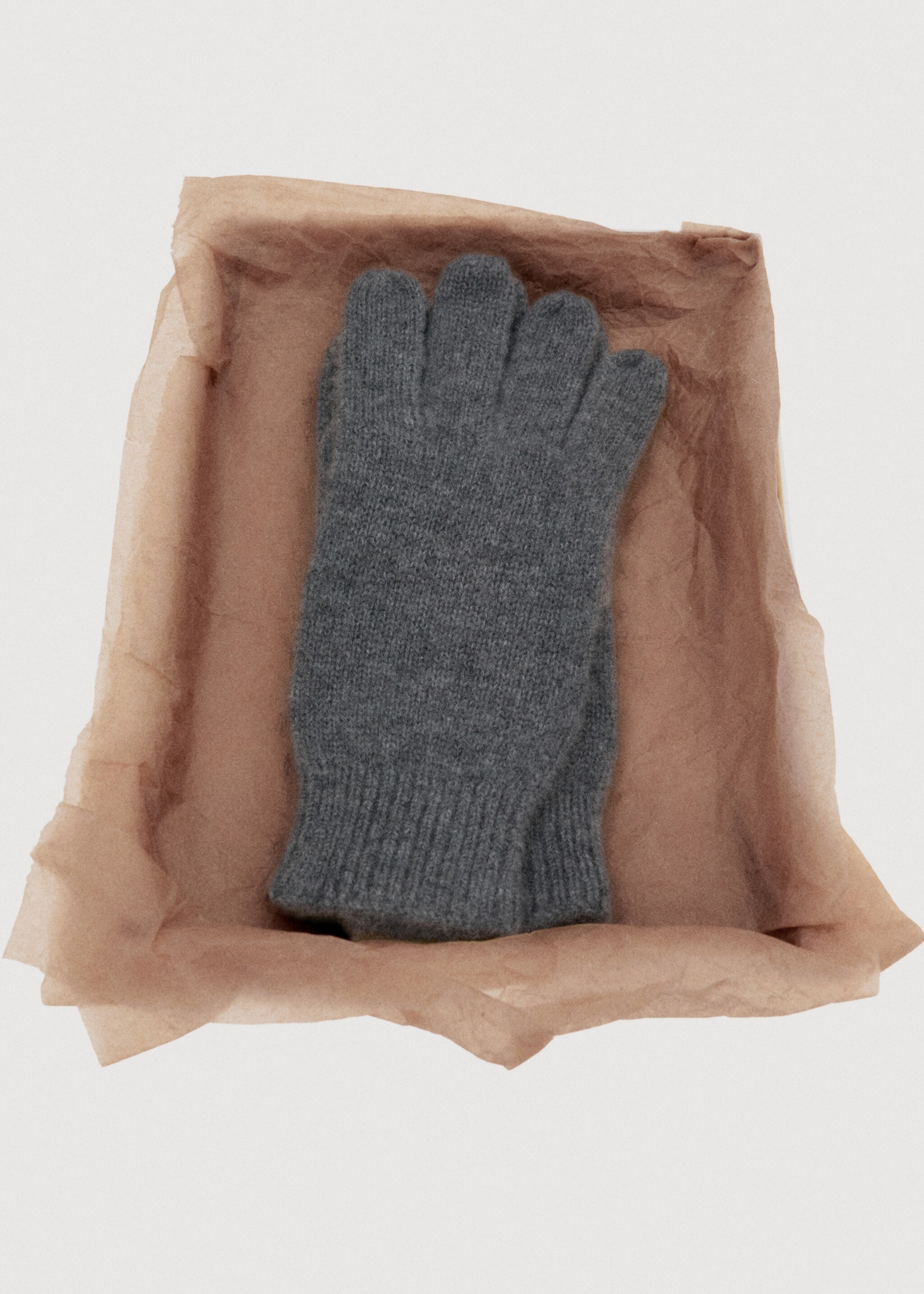 100% Cashmere gloves - Details of the article 7, Medium Heather Grey. Ref: 17095975-00.
