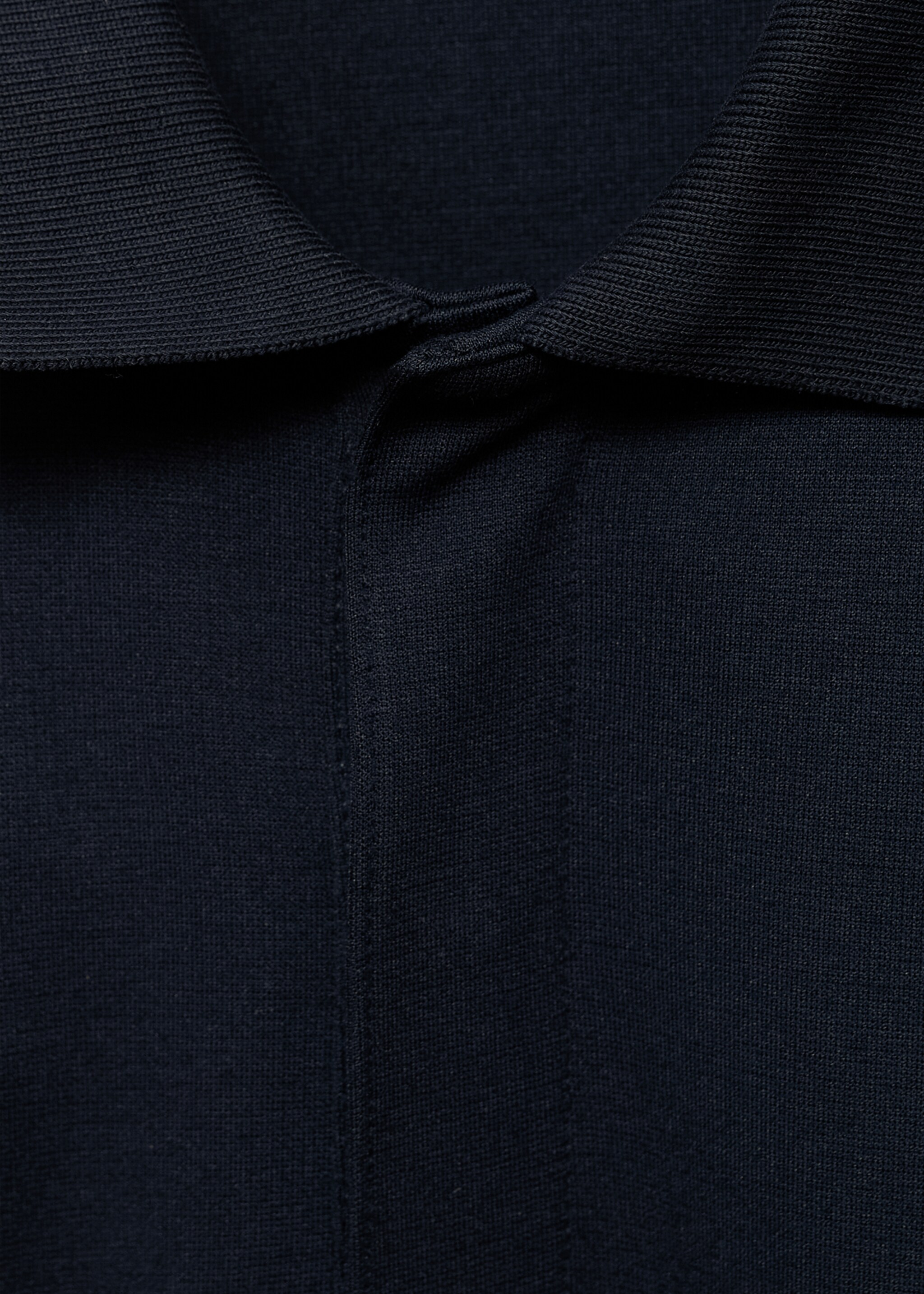 Regular-fit knitted polo sweater - Details of the article 8, Navy. Ref: 17095976-00.