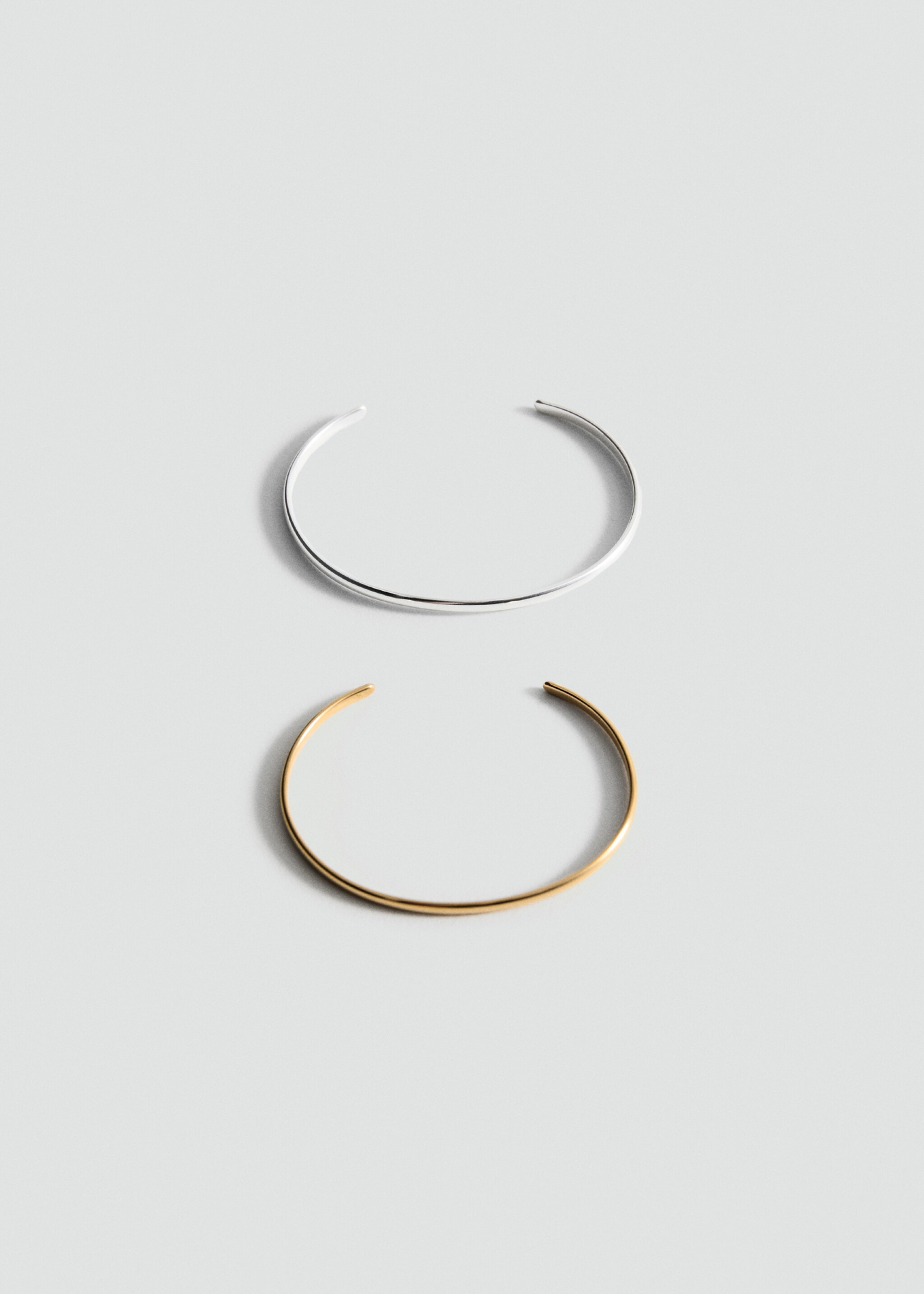 Lot de 2 bracelets combinés - Article sans modèle, Or. Ref: 17095991-00.