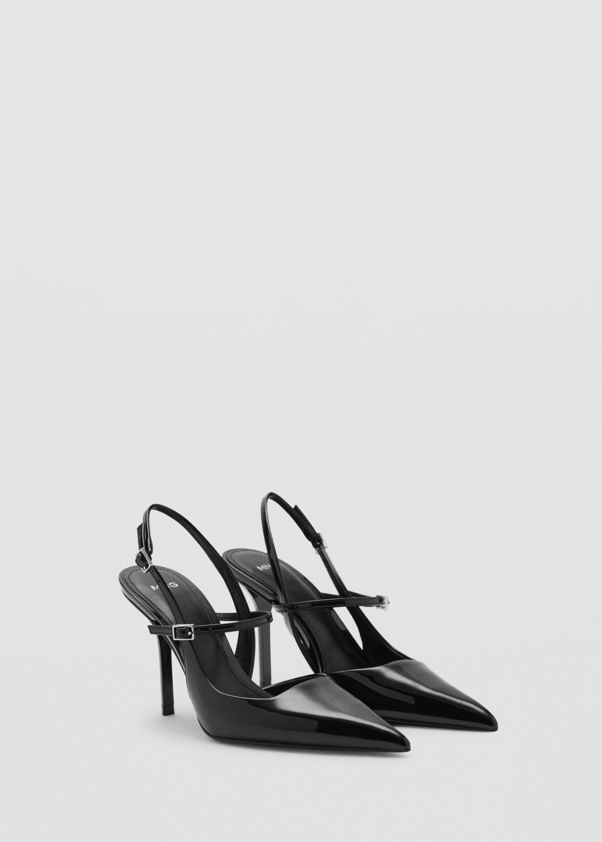 Patent leather shoes with straps and buckle - Medium plane, Black. Ref: 17095995-00.