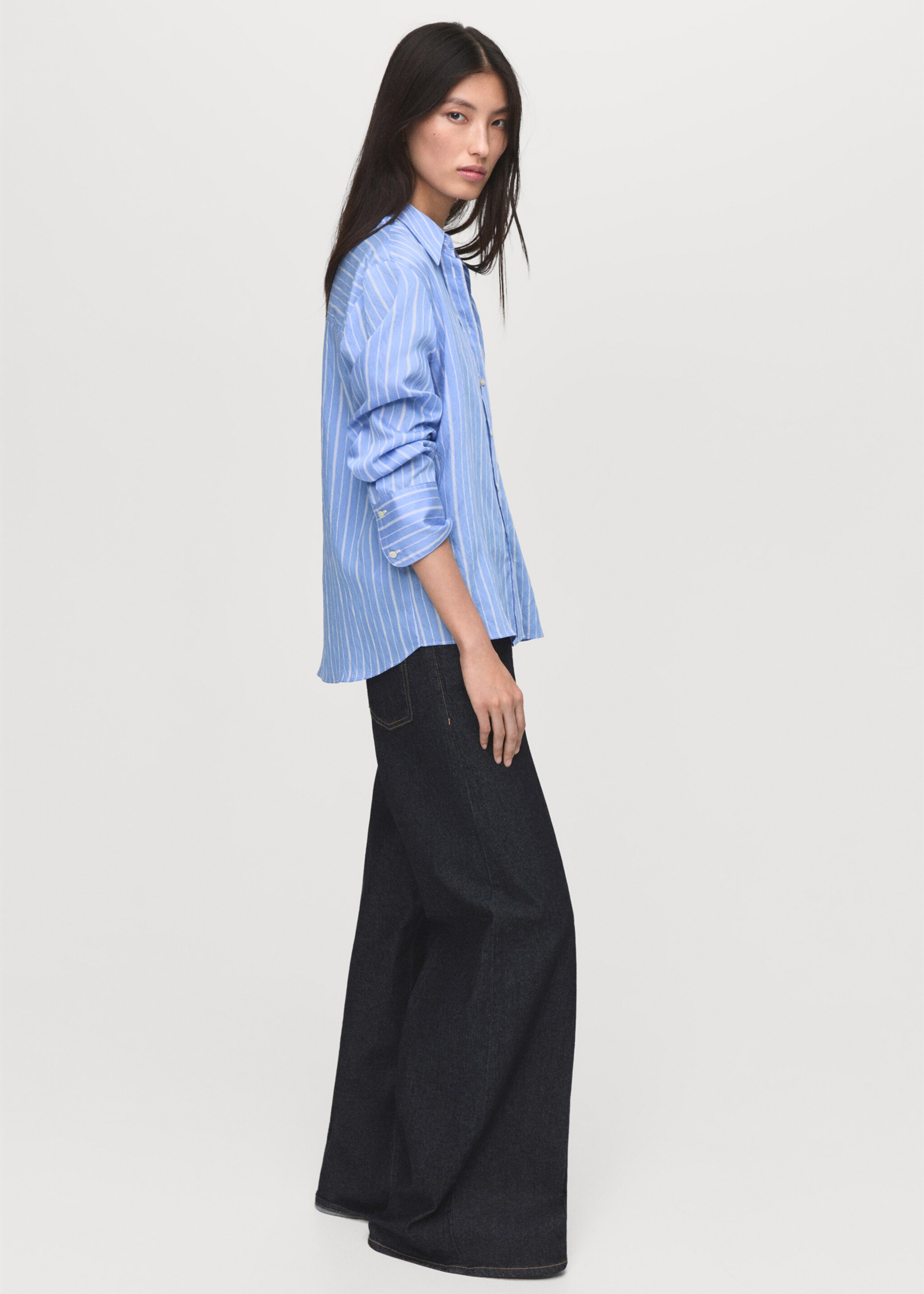 Camisa recta rayas - Detalle del artículo 2, Azul. Ref: 17096001-00.