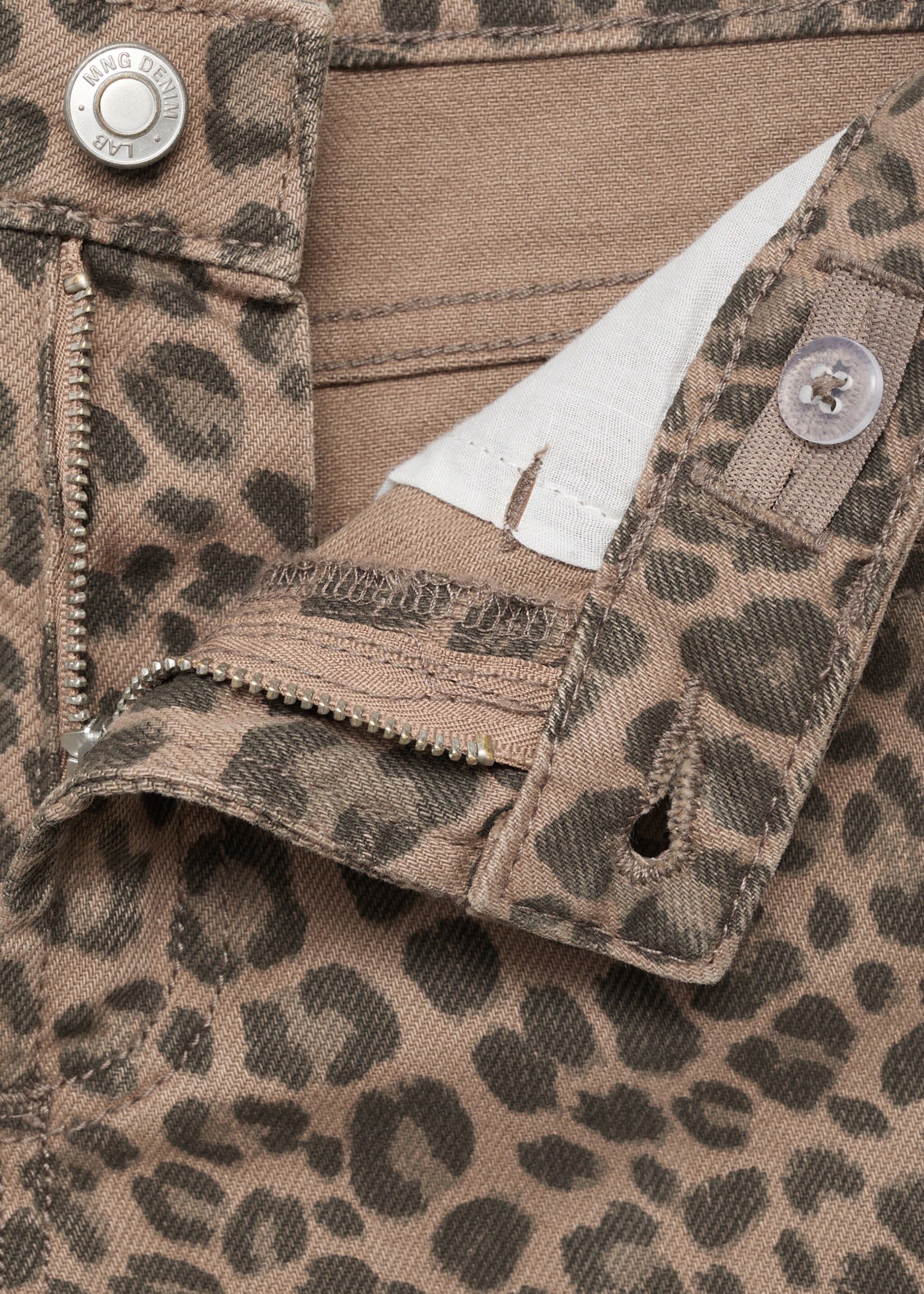 Animal print jeans - Details of the article 0, Brown. Ref: 17096328-00.
