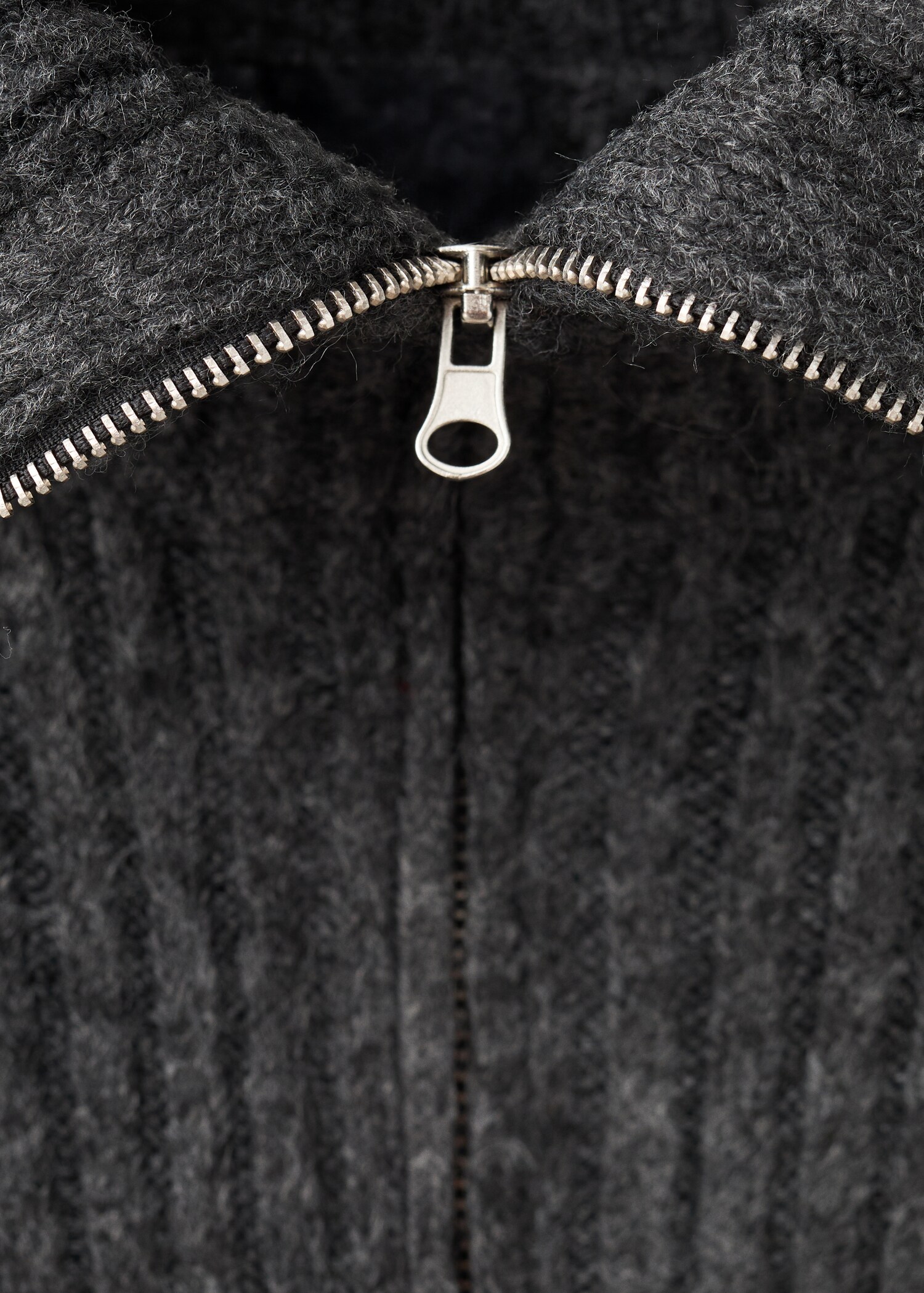 Zipped knit cardigan - Details of the article 8