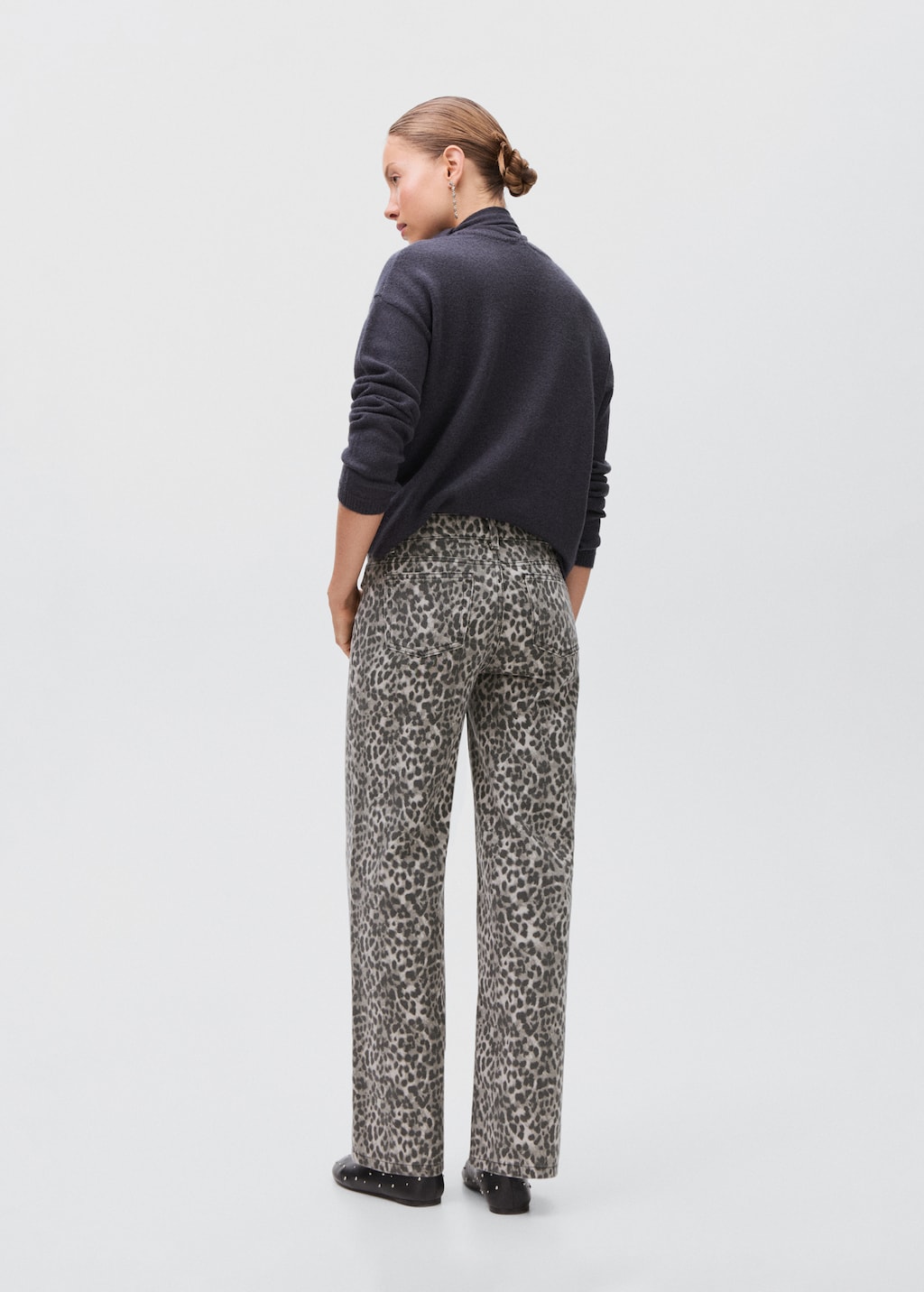 Leopard-print wide leg jeans