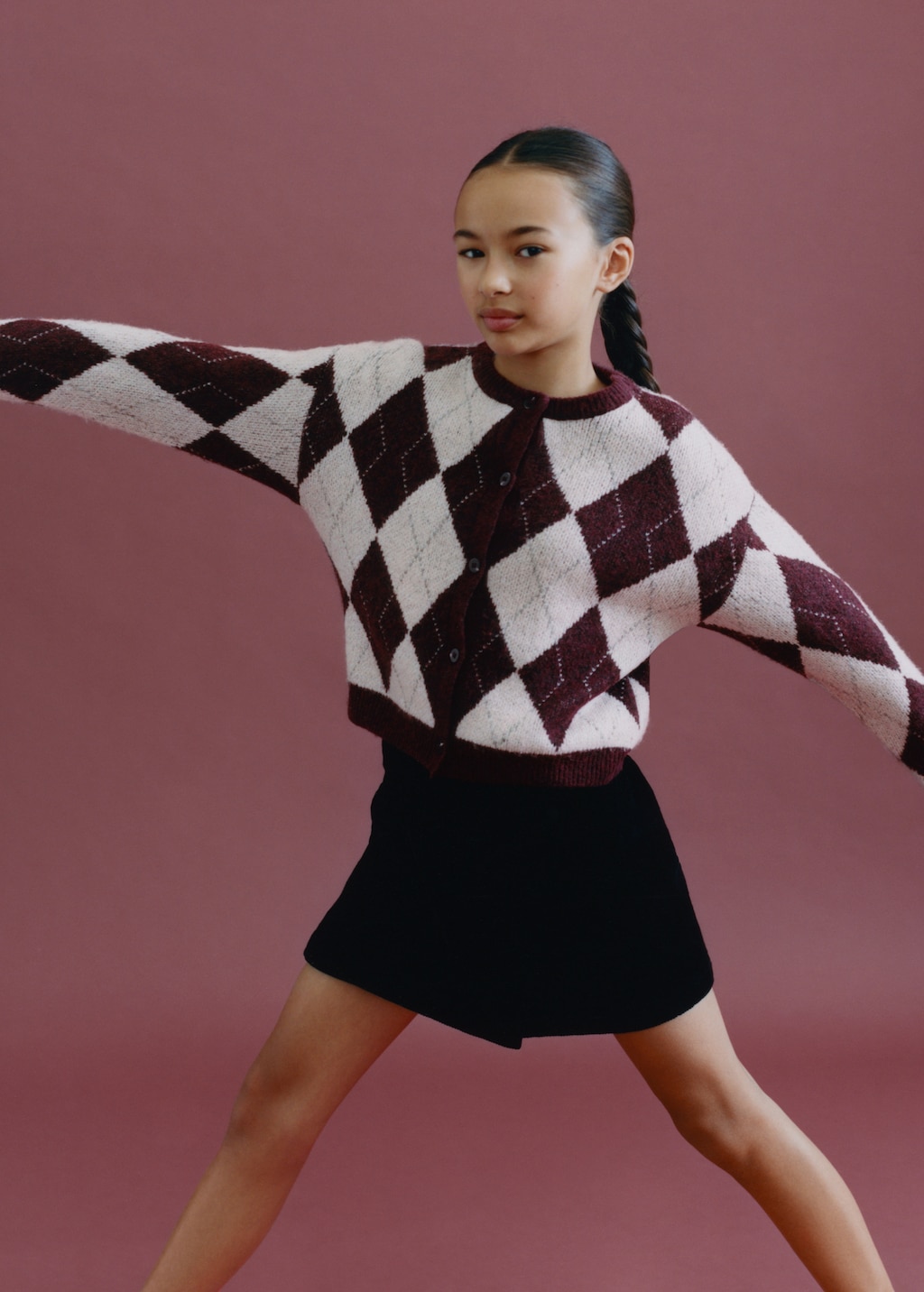 Argyle pattern knit cardigan