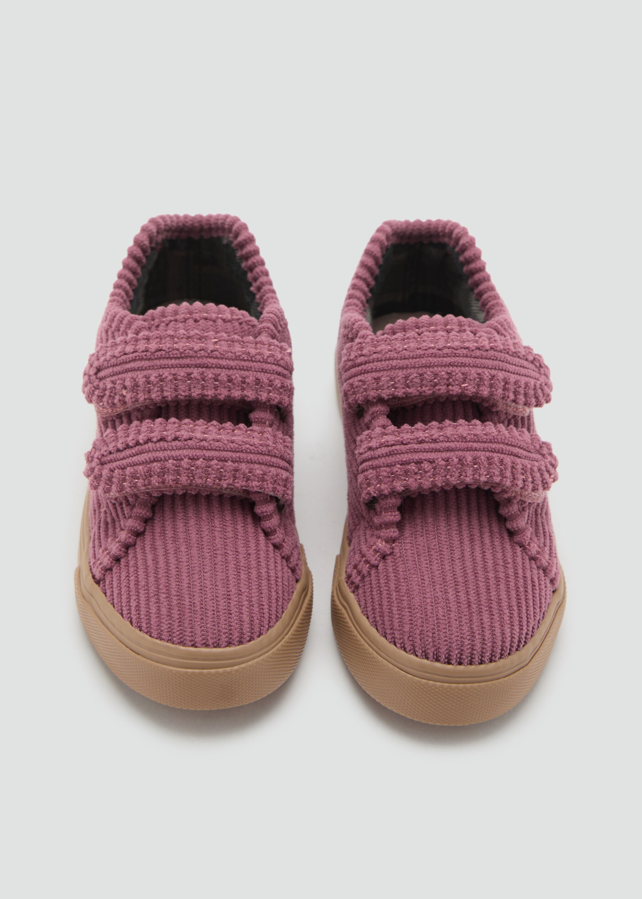 Sport shoe panag - Details of the article 2, Strawberry. Ref: 17096351-00.