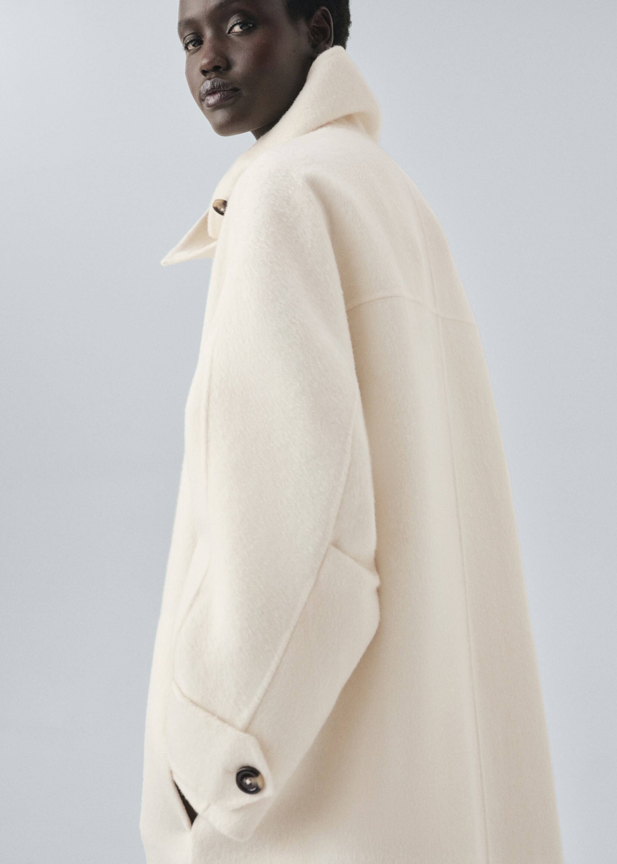 Wool funnel neck coat - Medium plane, Off White. Ref: 17096354-00.