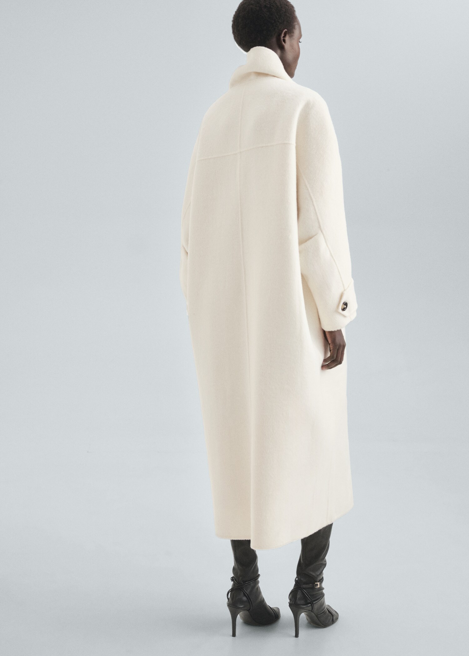 Wool funnel neck coat - Reverse of the article