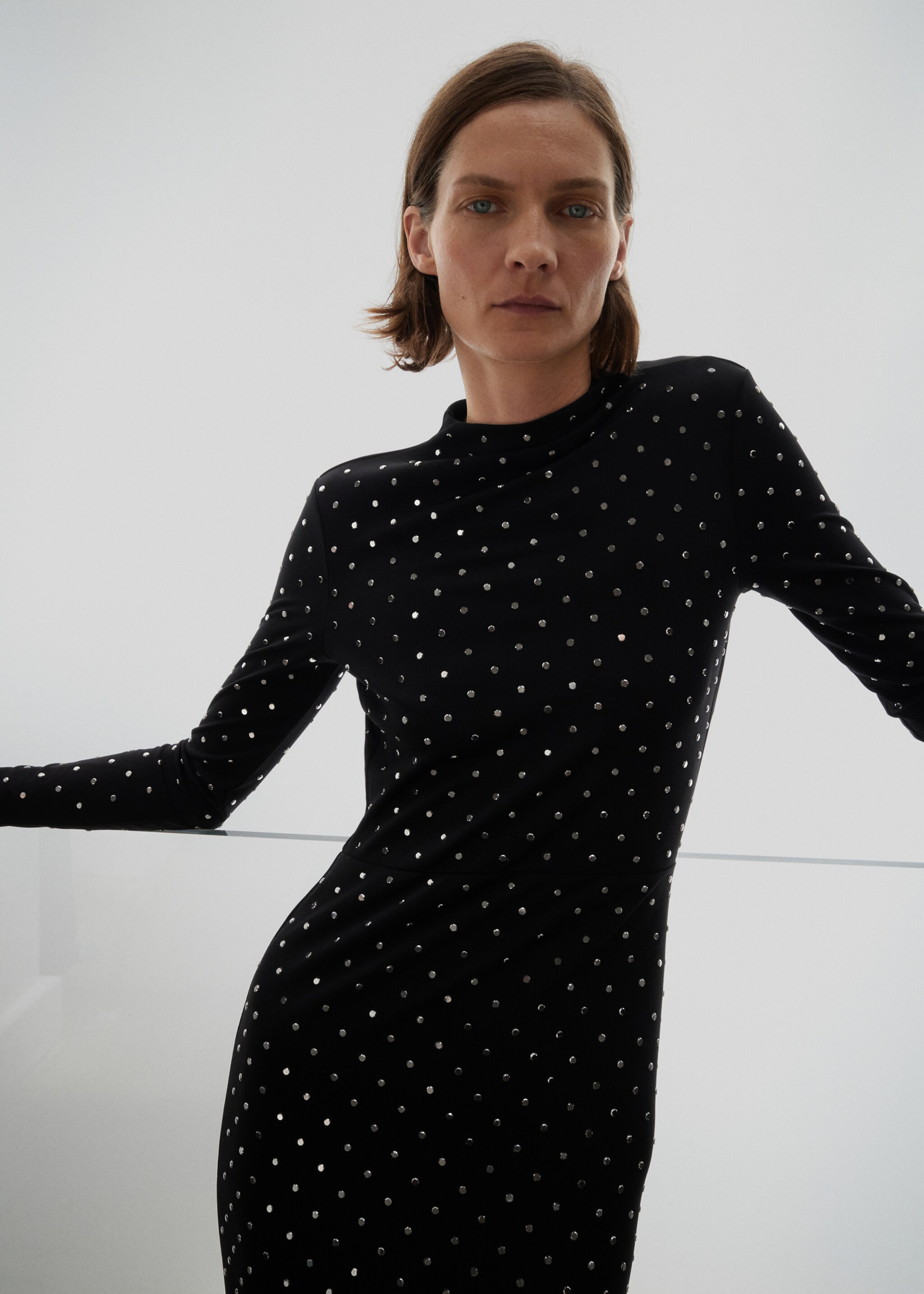 Crystal open-back dress - Medium plane, Black. Ref: 17096356-00.
