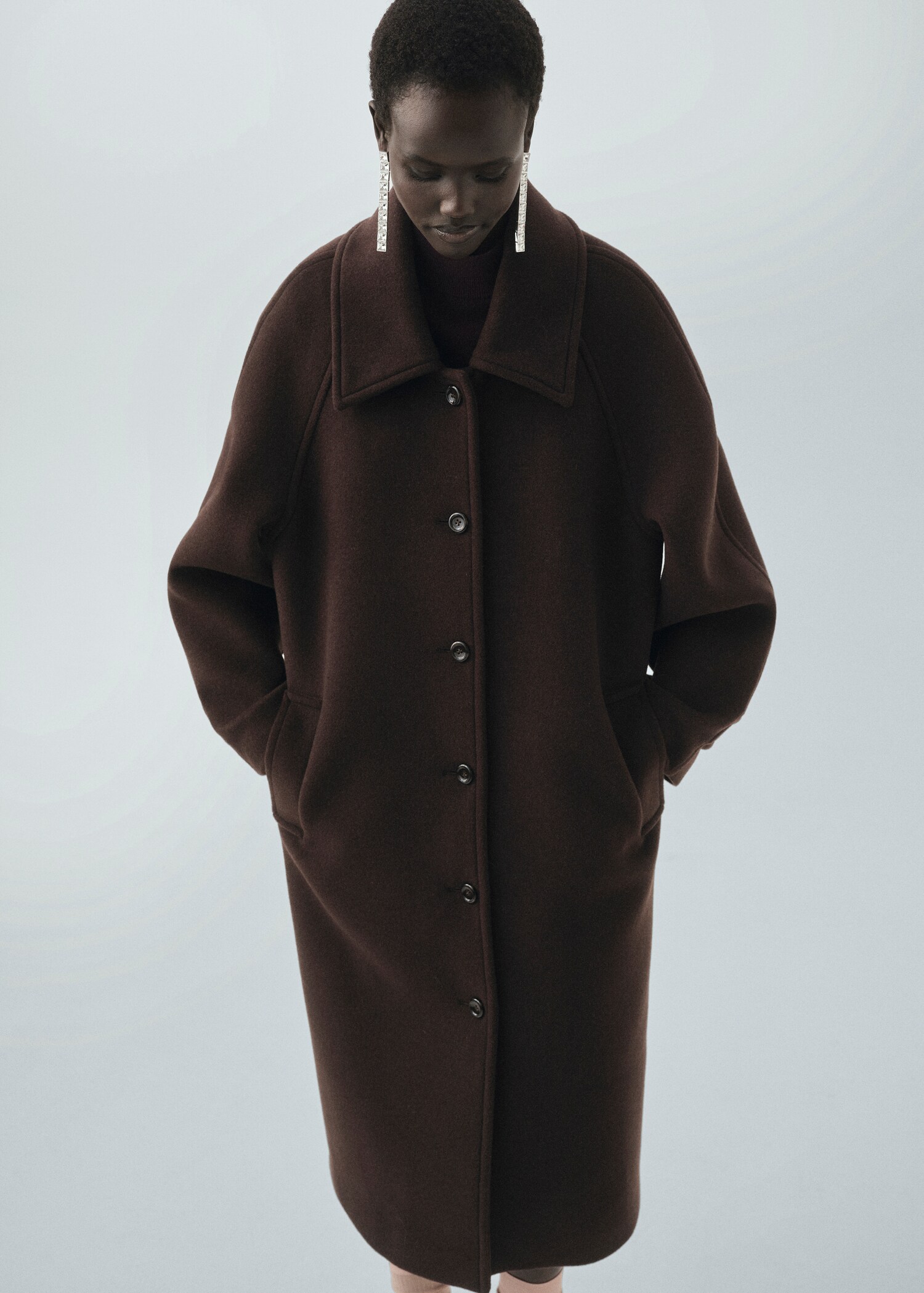 Buttoned wool coat - Medium plane
