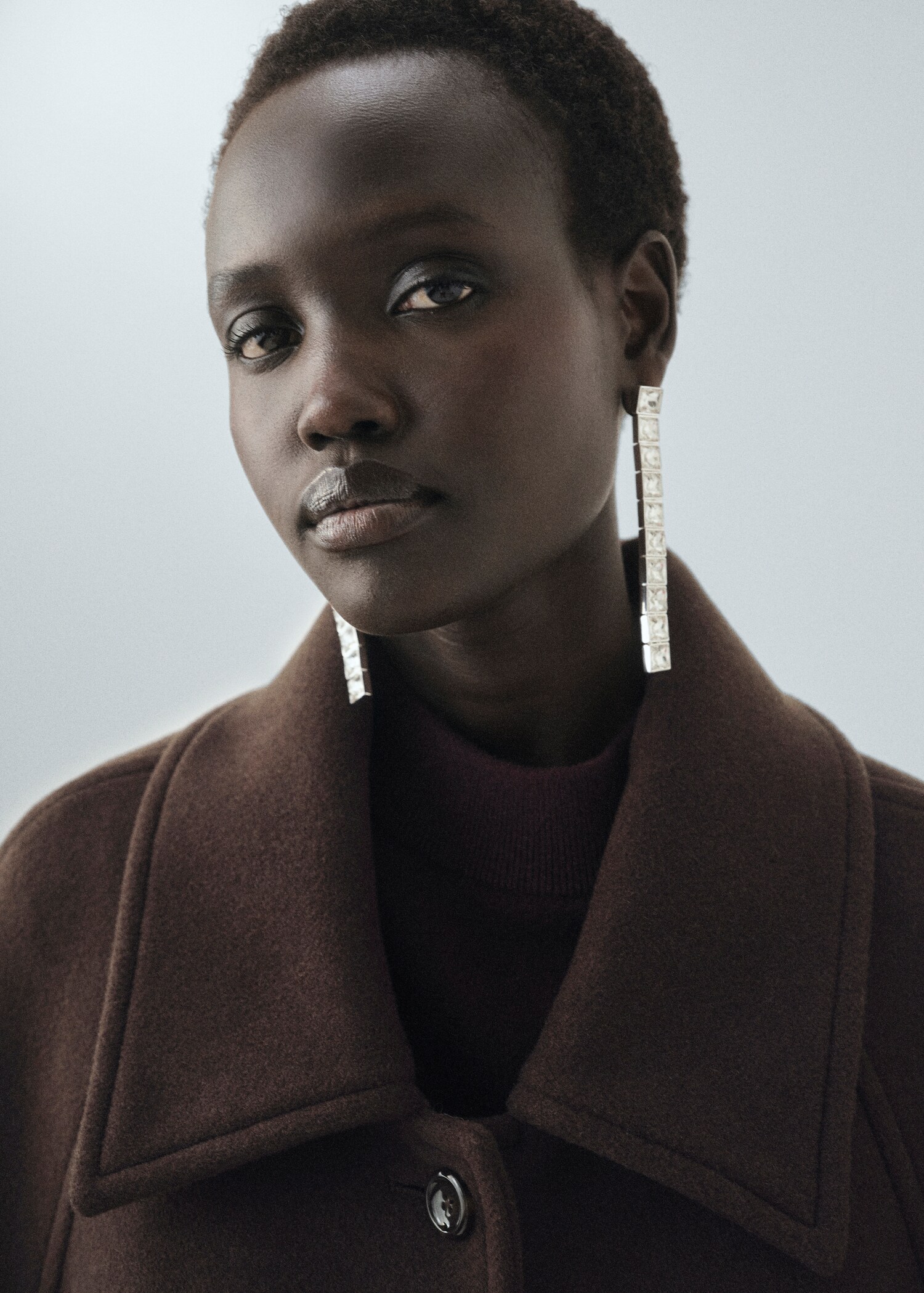Buttoned wool coat - Details of the article 2