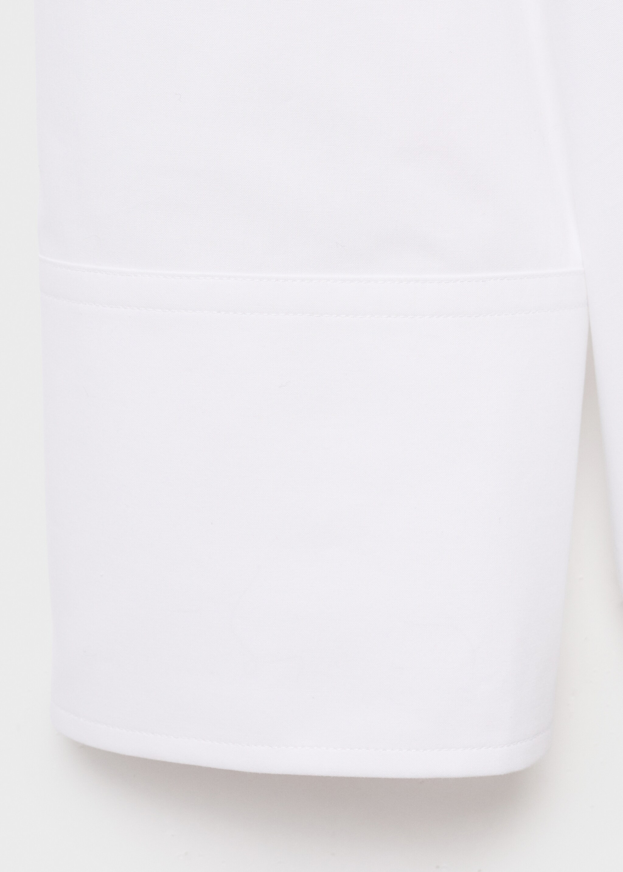 Oversize poplin shirt - Details of the article 0, White. Ref: 17096359-00.